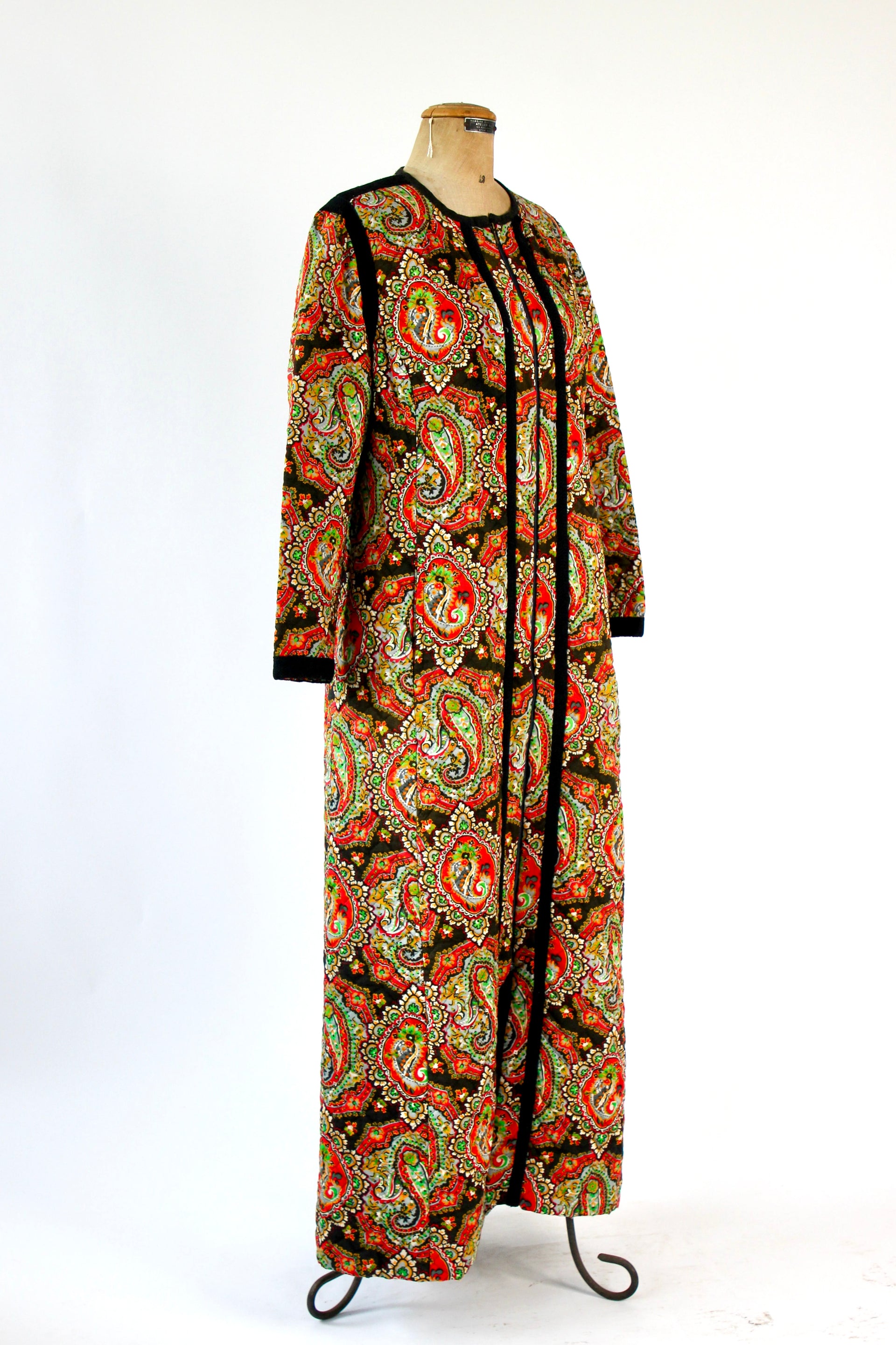 1960s 1970s Vintage Quilted Maxi Dress / Coat//Size M