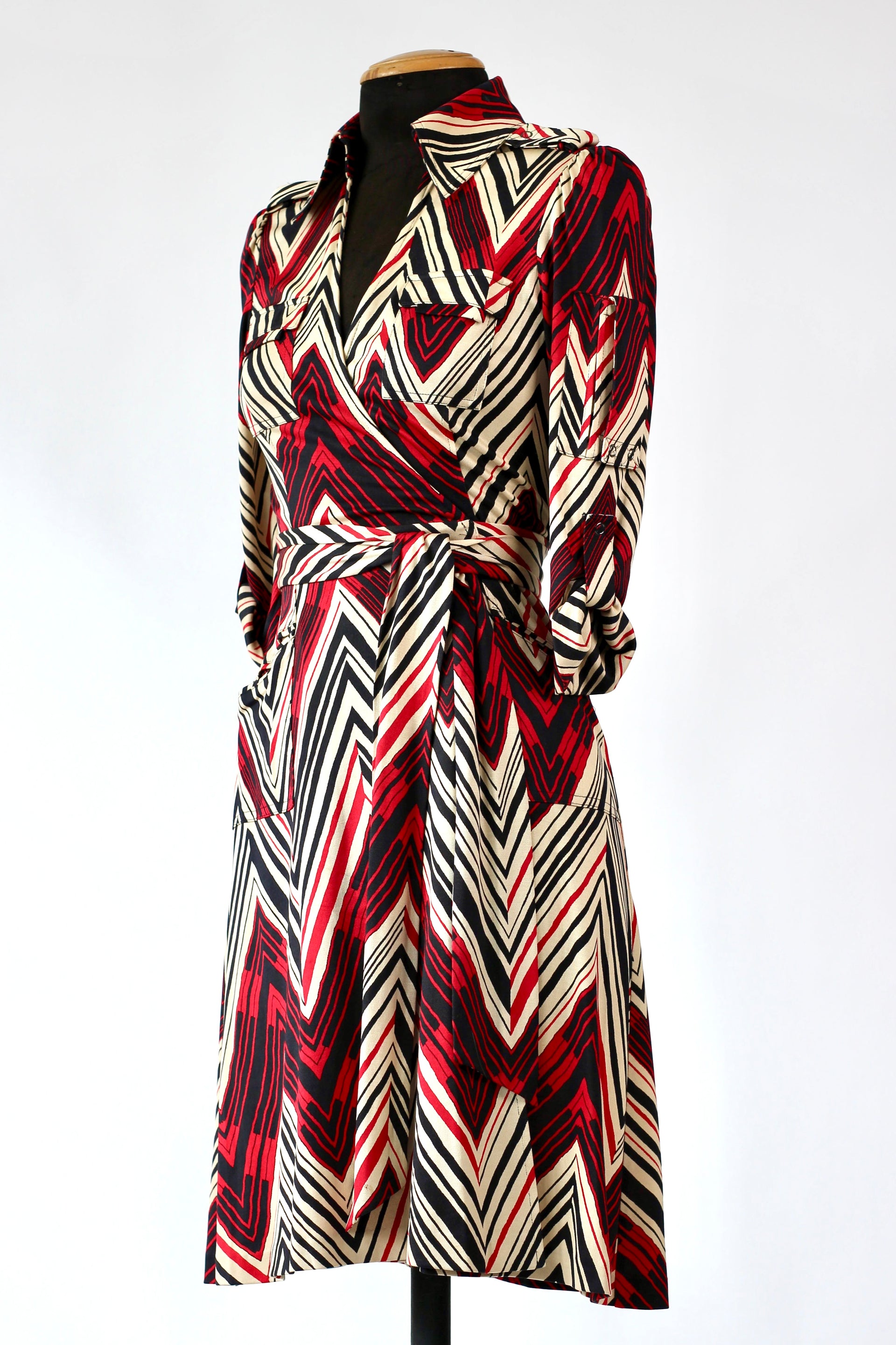 Diane von Furstenberg Vintage Silk Wrap Dress // Size M/L