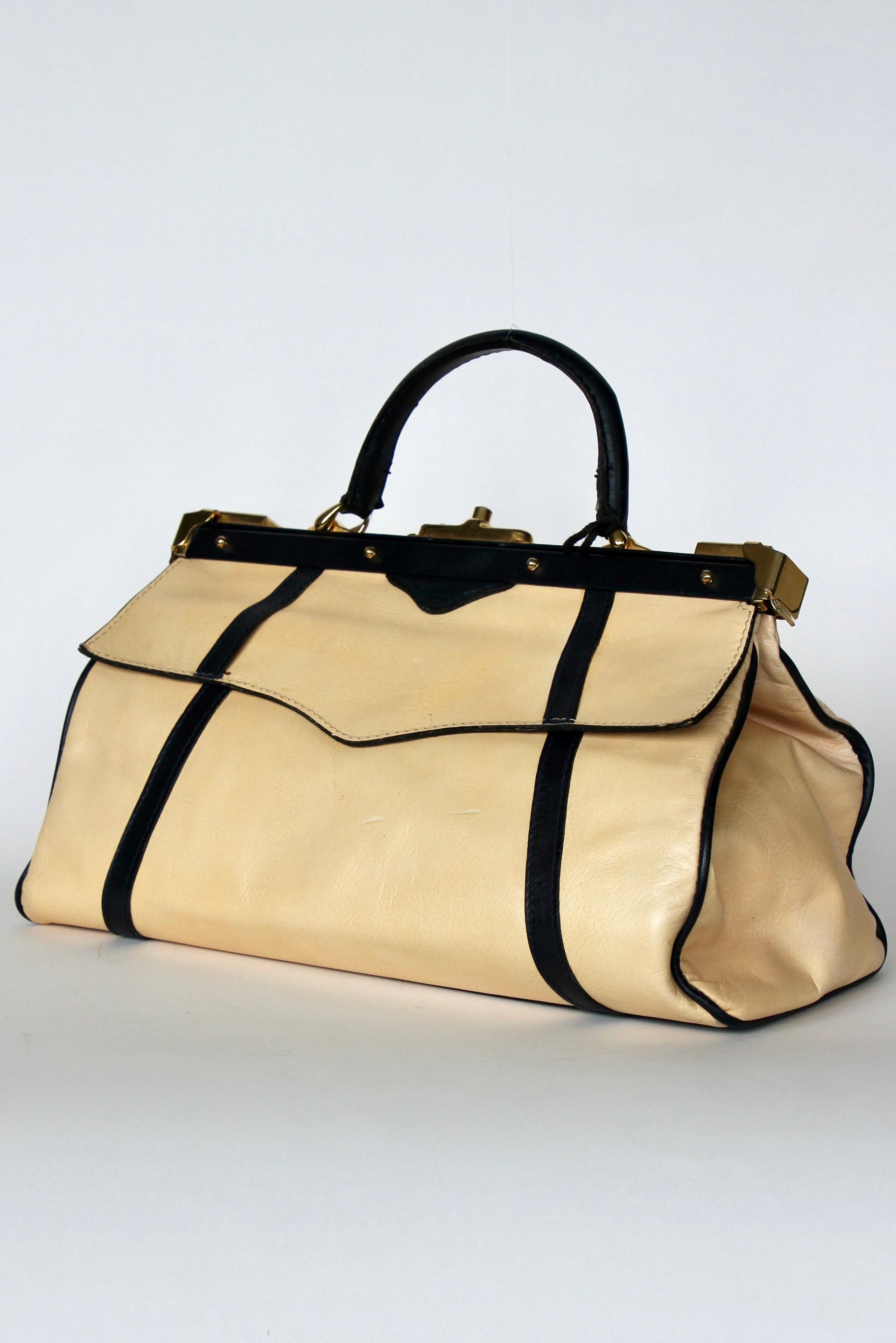 1950S 1960s Beige/Ivory Leather Top Handle Bag // Midwife Style Bag