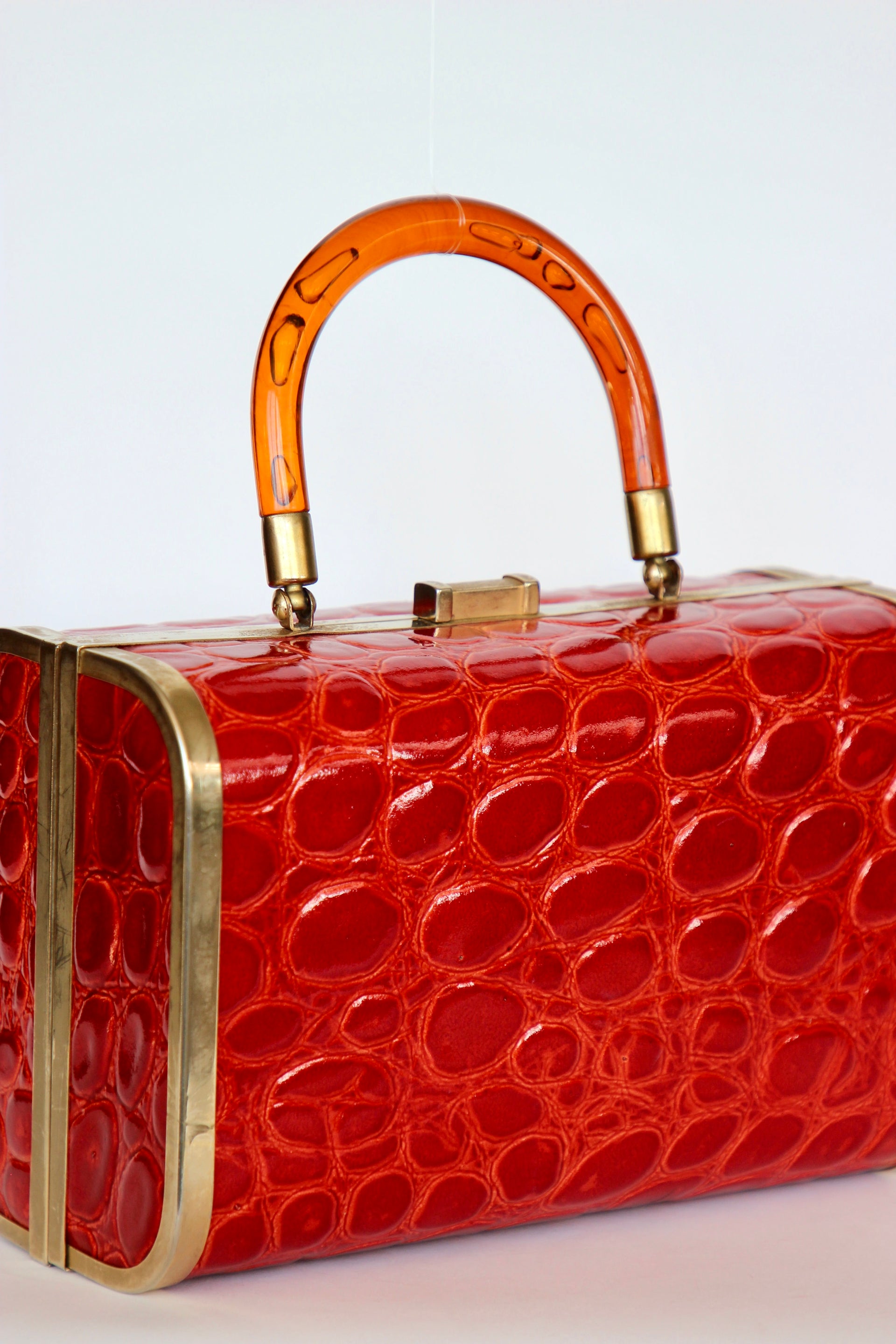1950s 1960s Bright Red Leather Box Top Handle Bag/Purse