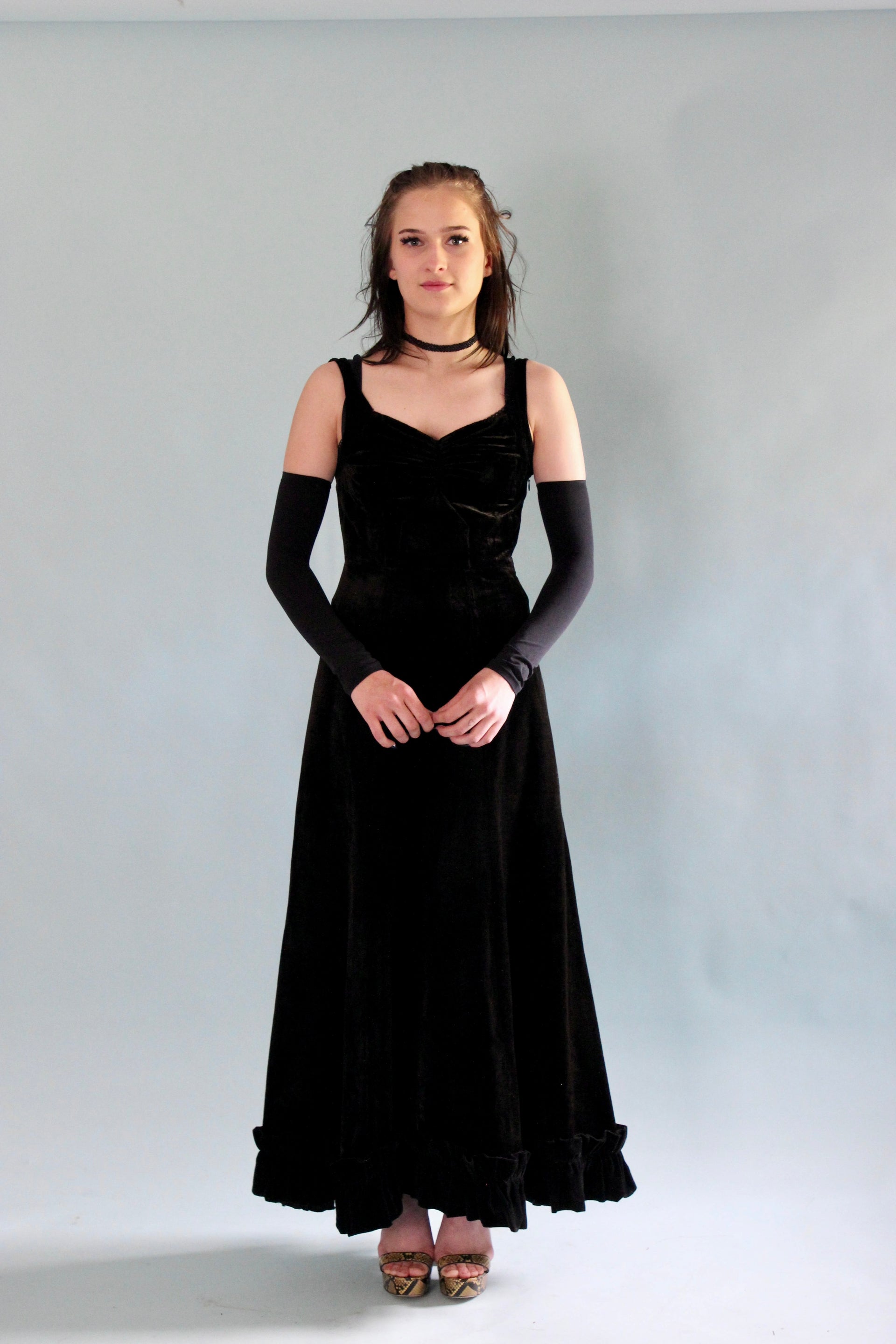 1930s Vintage Dark Brown and Black Velvet Evening Dress // Size XS/S