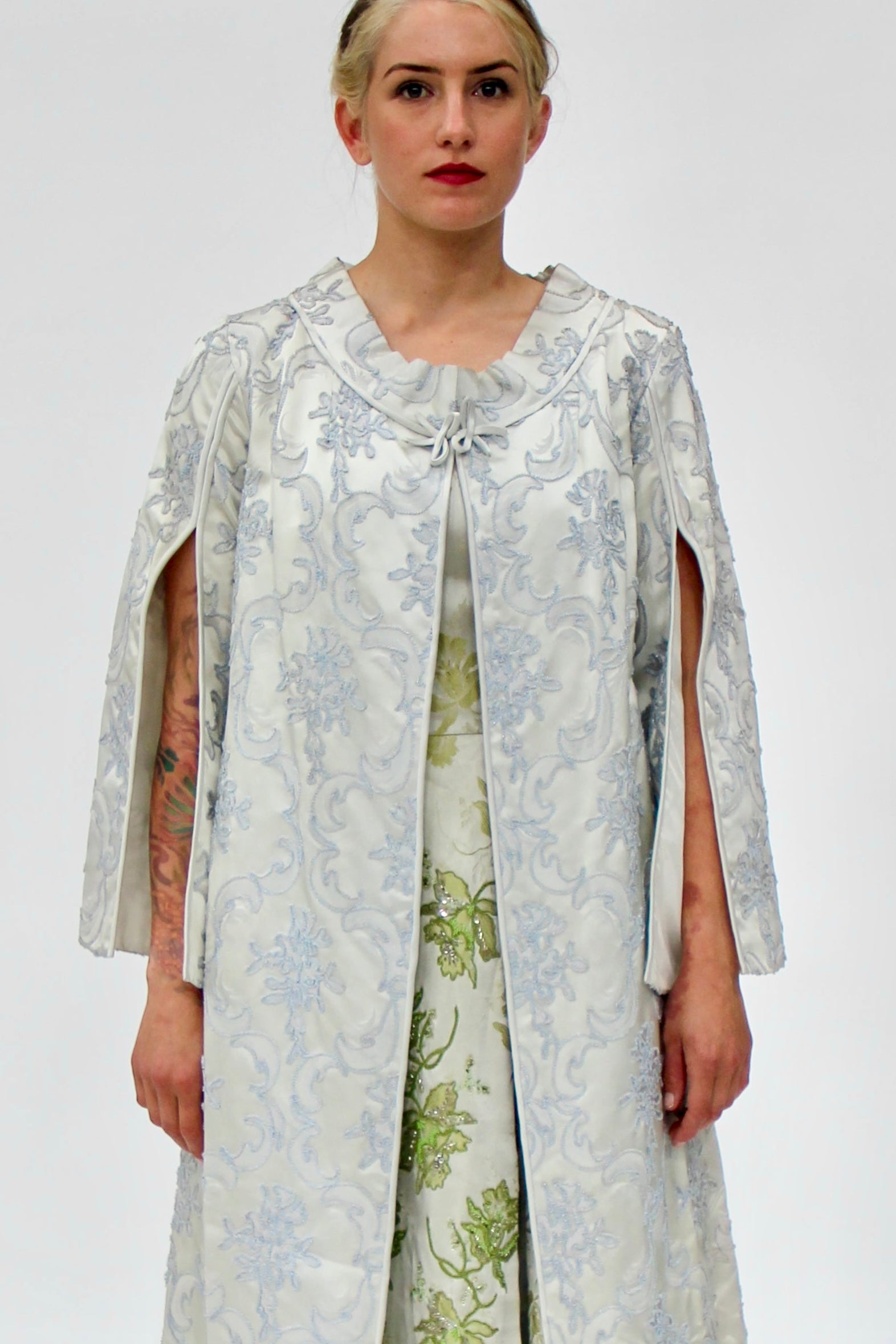 1960s Vintage Brocade Kimono // Size M/L