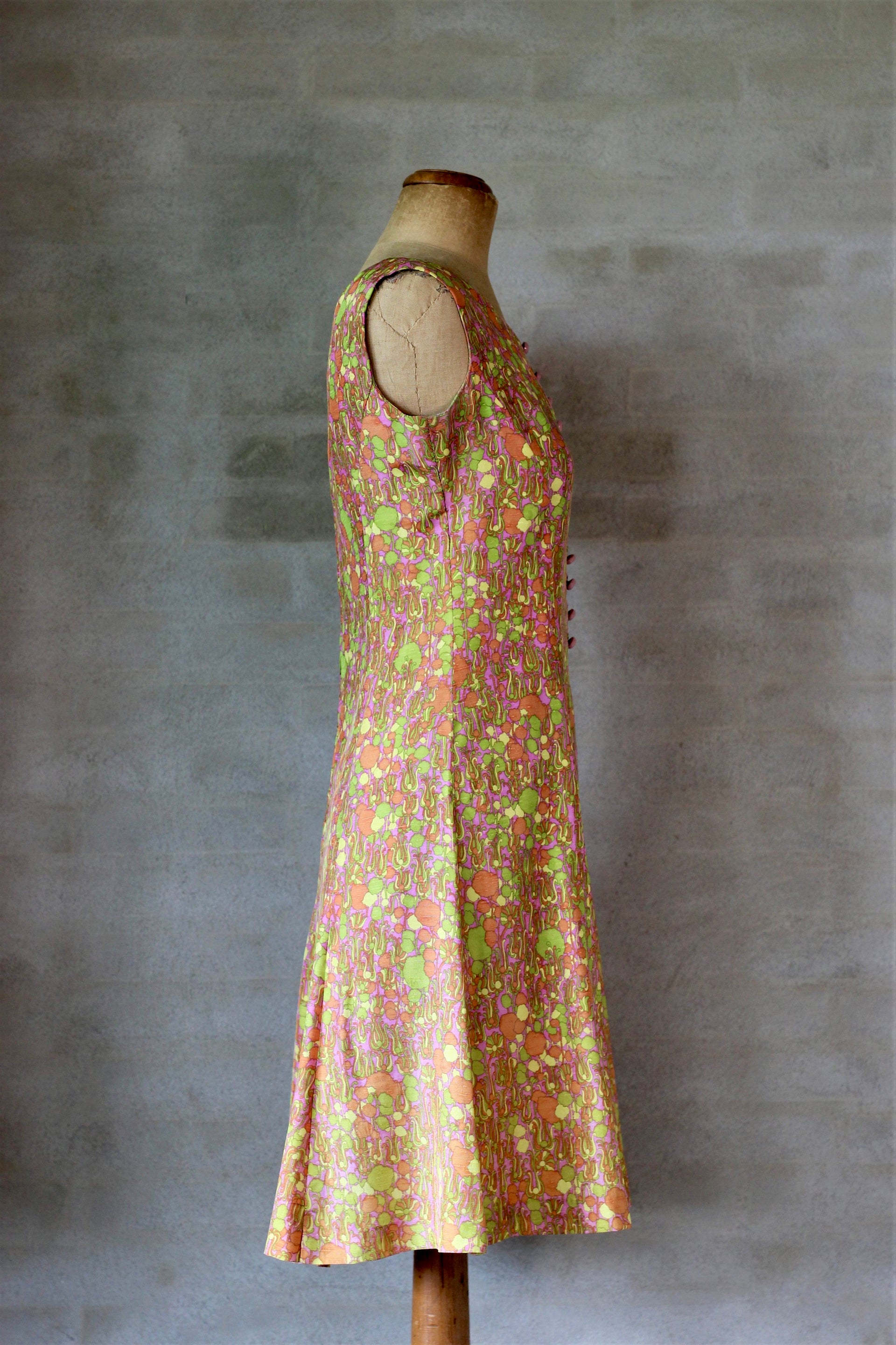 1970s Short Dress in Bright Colors//Size M