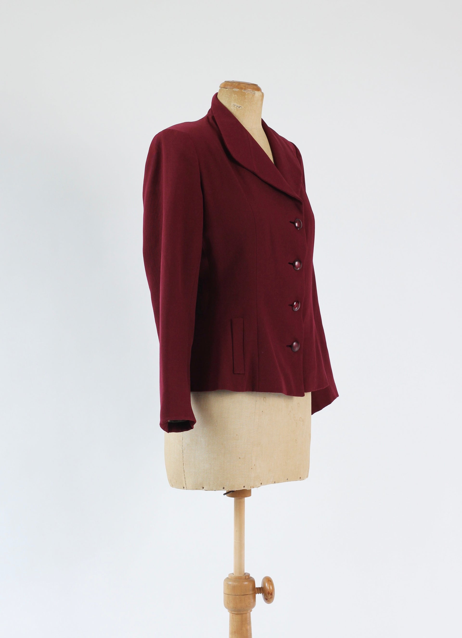 1940s Vintage Burgundy Fitted Suit Jacket // Size M/L