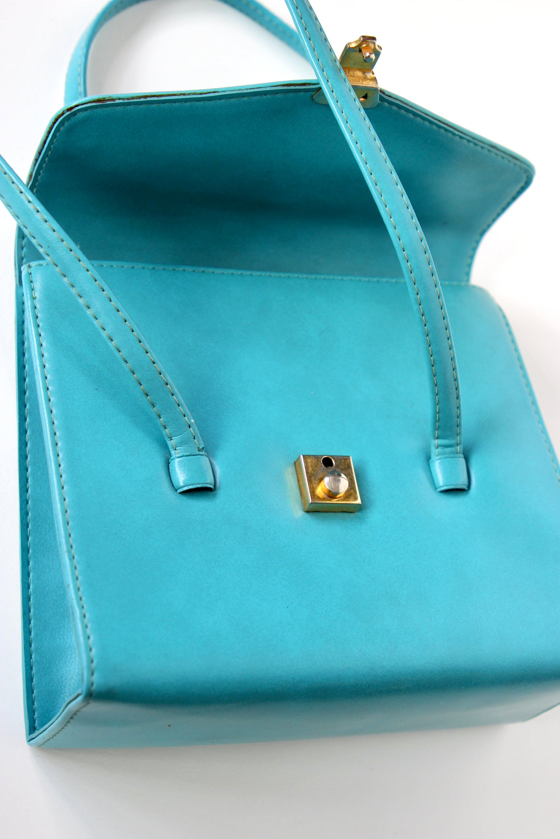 1970s Vintage Blue Vinyl Purse / Top Handle Bag