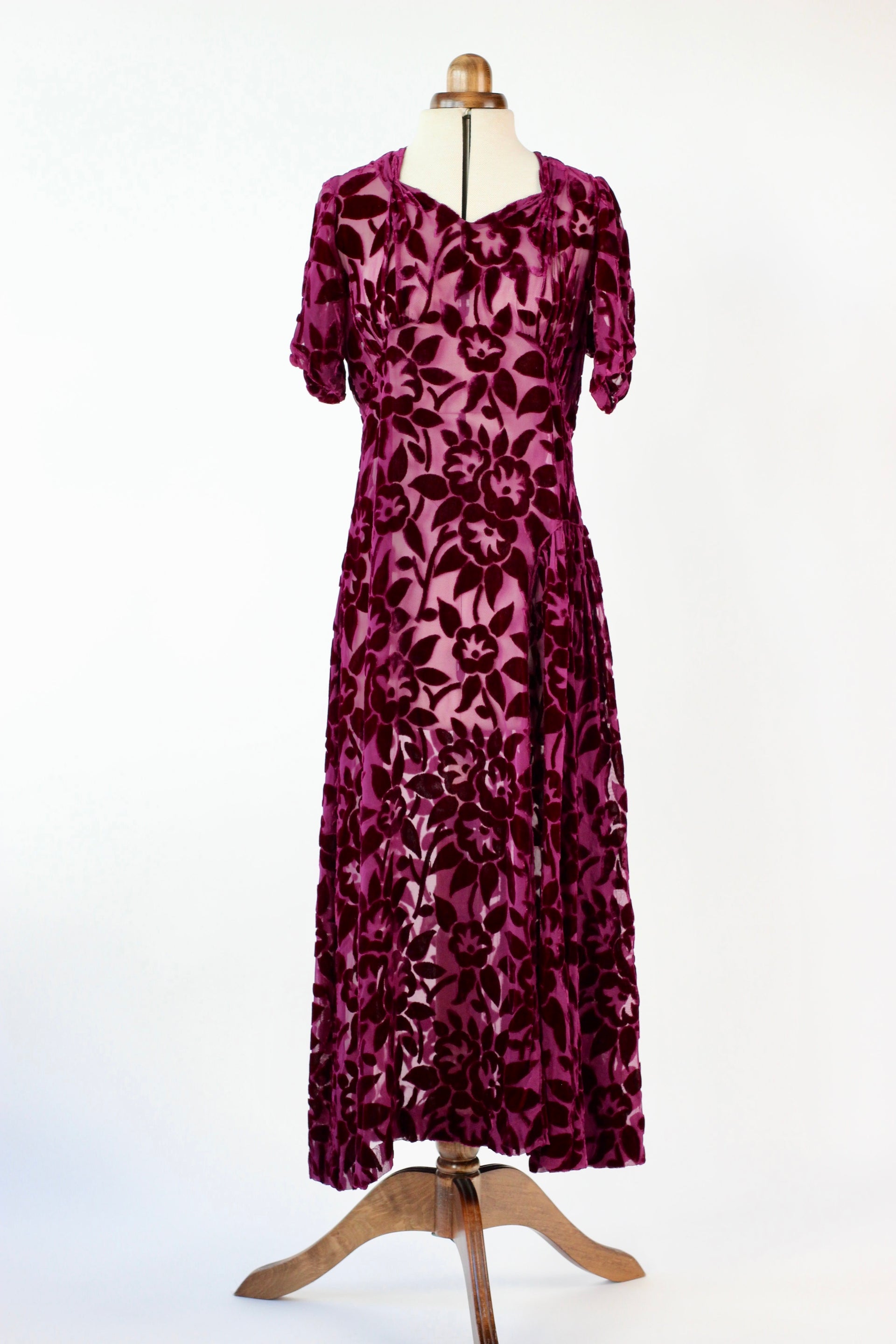 1930s 1940s Vintage Dark Purple Chiffon Dress with Velvet Flowers // Size S/M