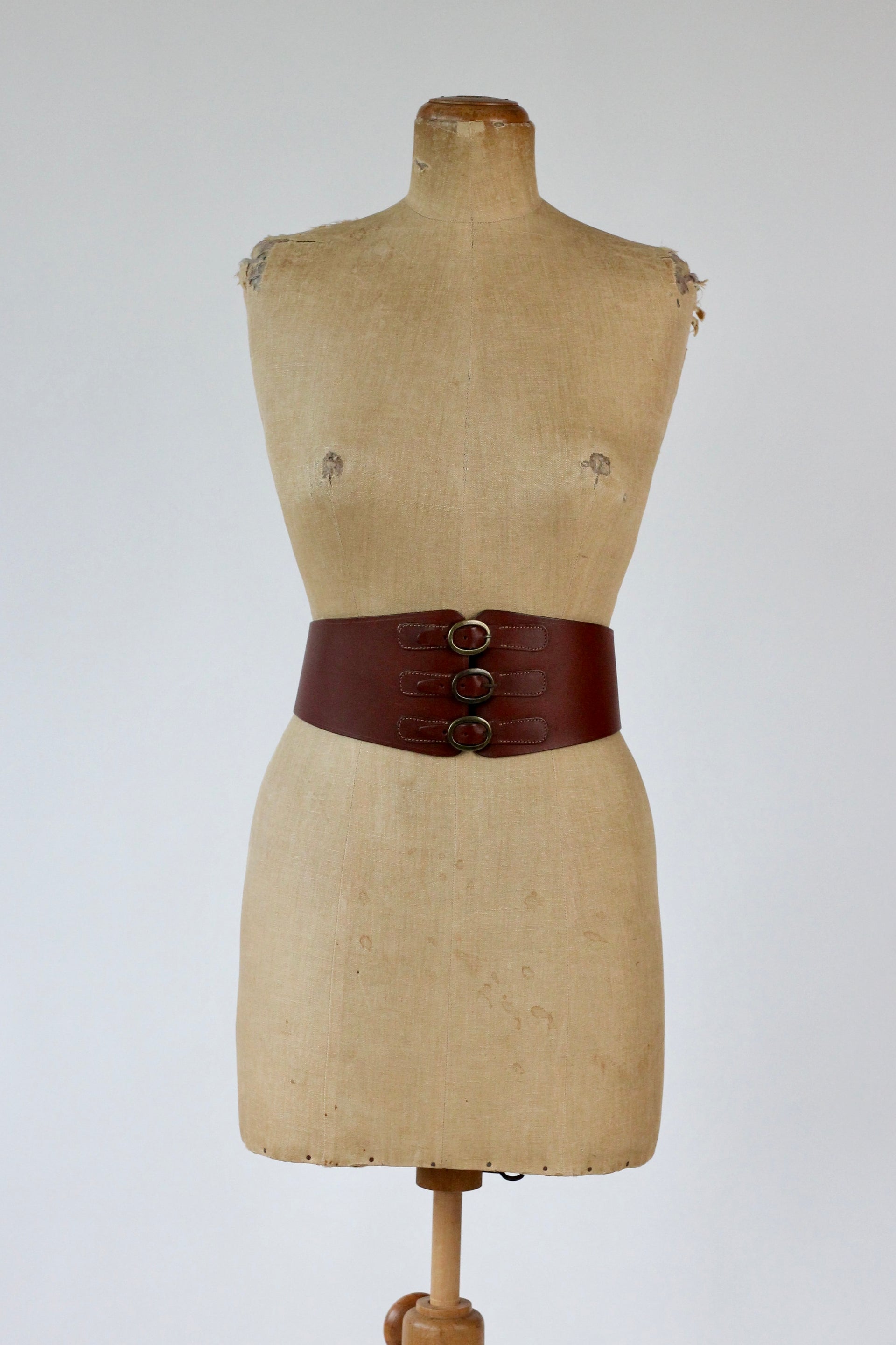 Y2K Vintage Wide Brown Leather Belt//Danish Design// Size S/M