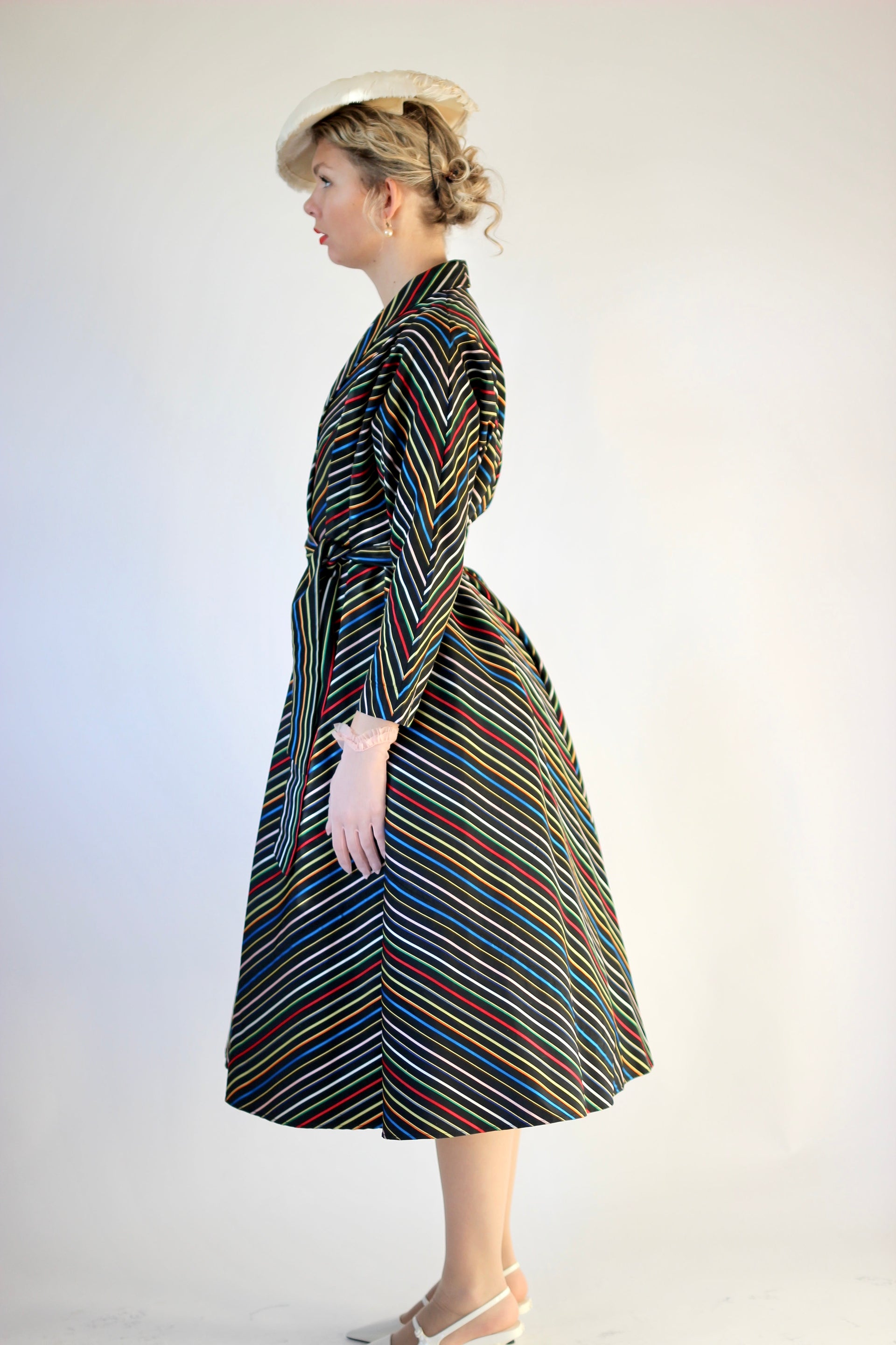 1940s Vintage Black Rainbow Striped Wrap Shirt Dress//Size S-L