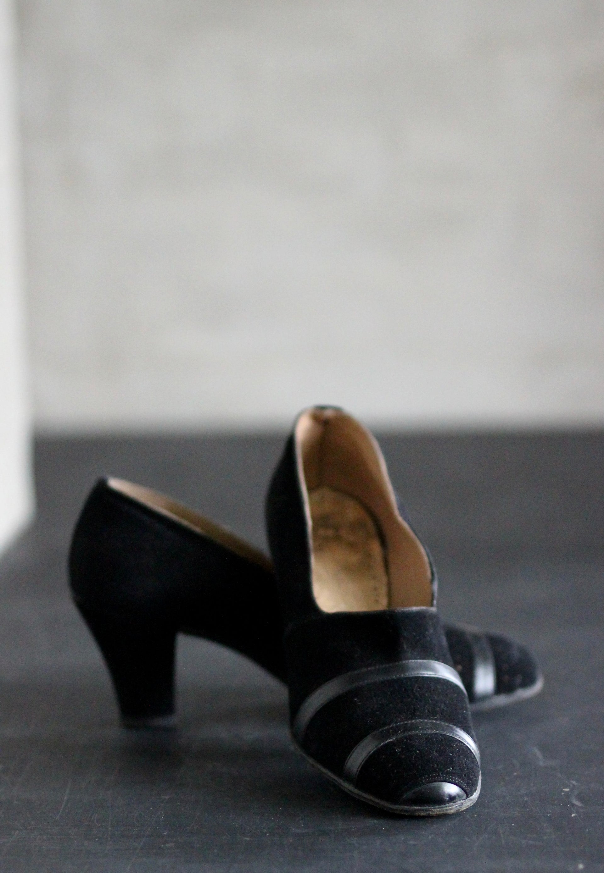 1940s Black Suede and Leather Shoes // Size 38