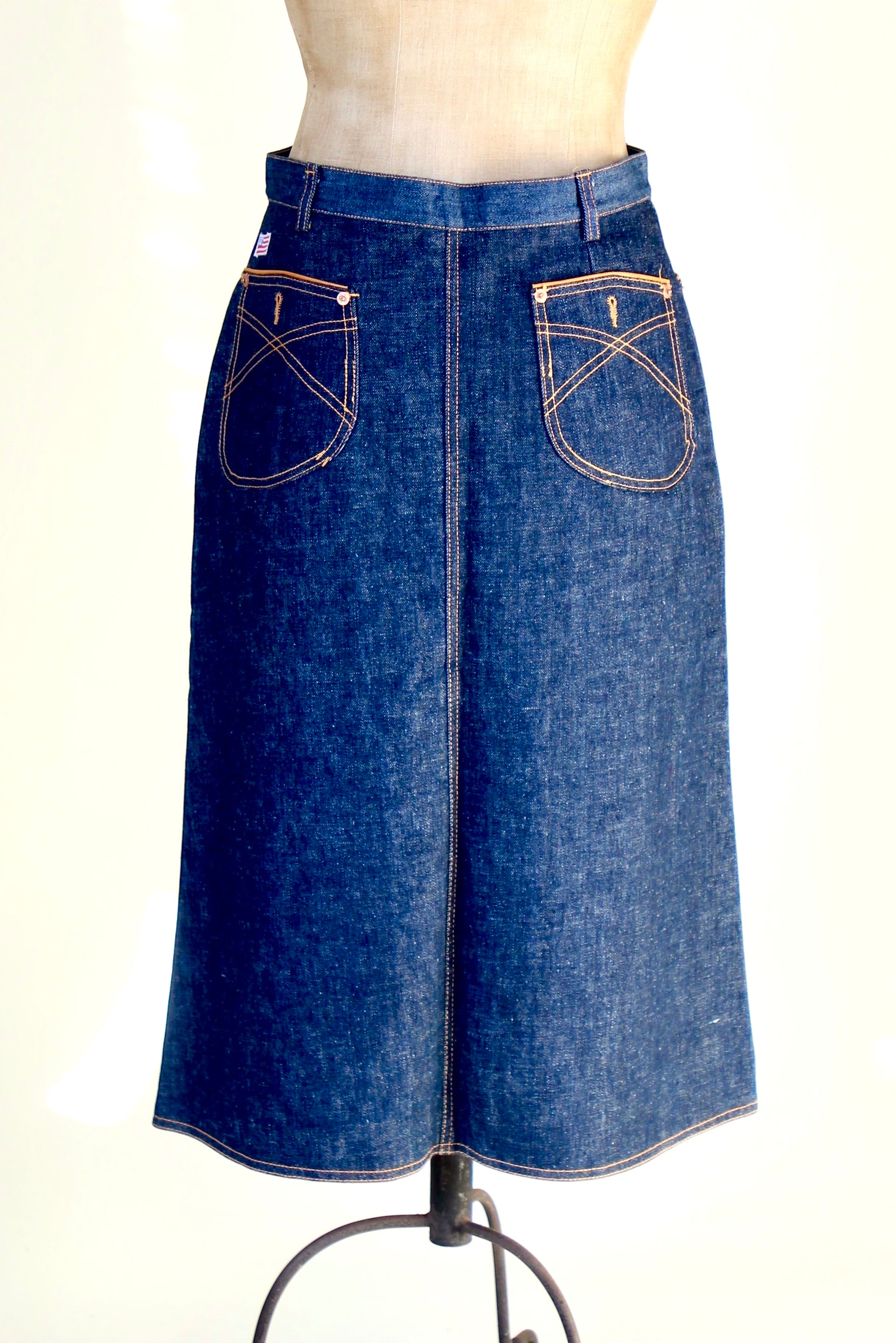 1970s DEADSTOCK Blue Denim Vintage Skirt With // Size M