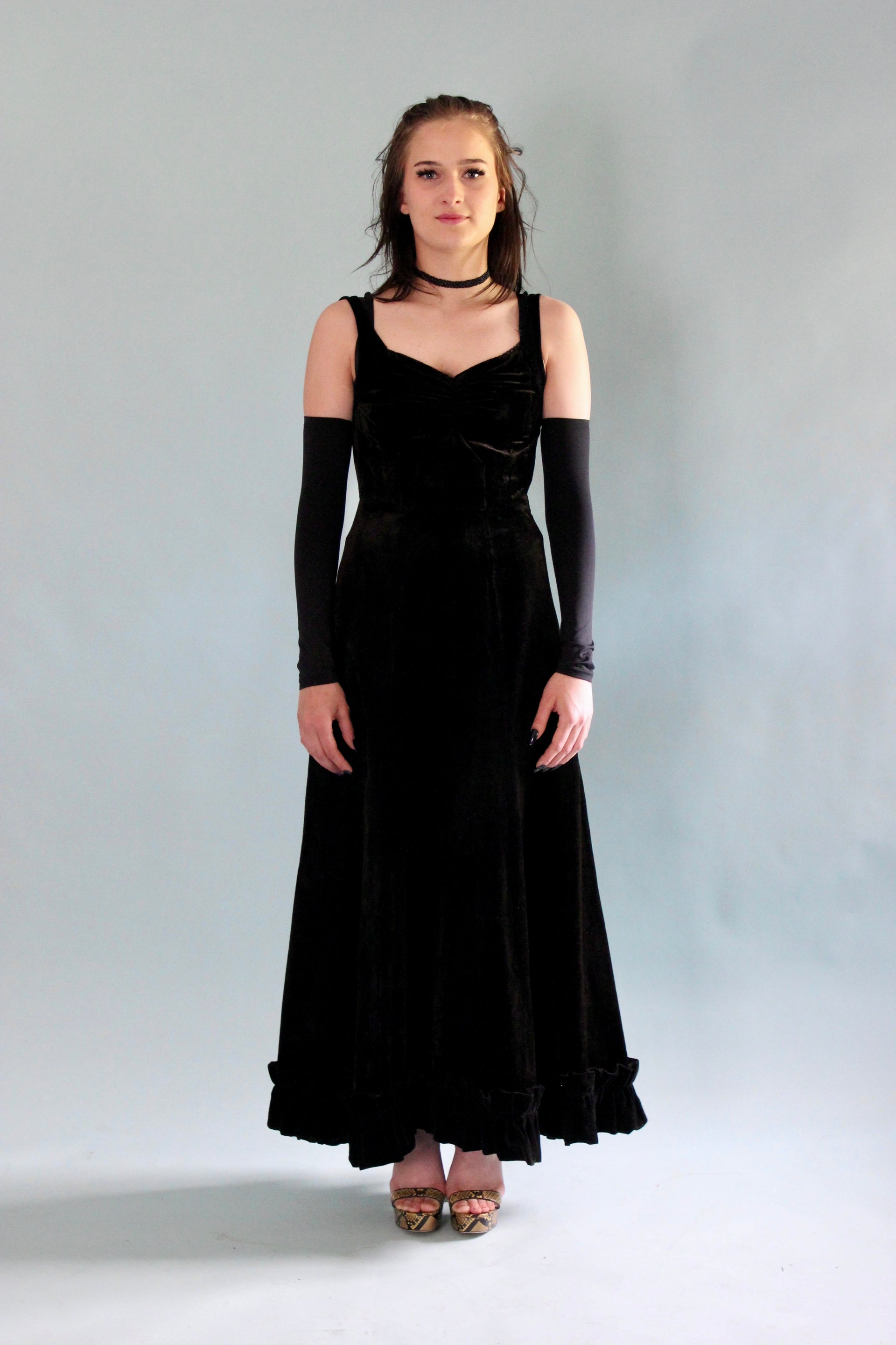 1930s Vintage Dark Brown and Black Velvet Evening Dress // Size XS/S