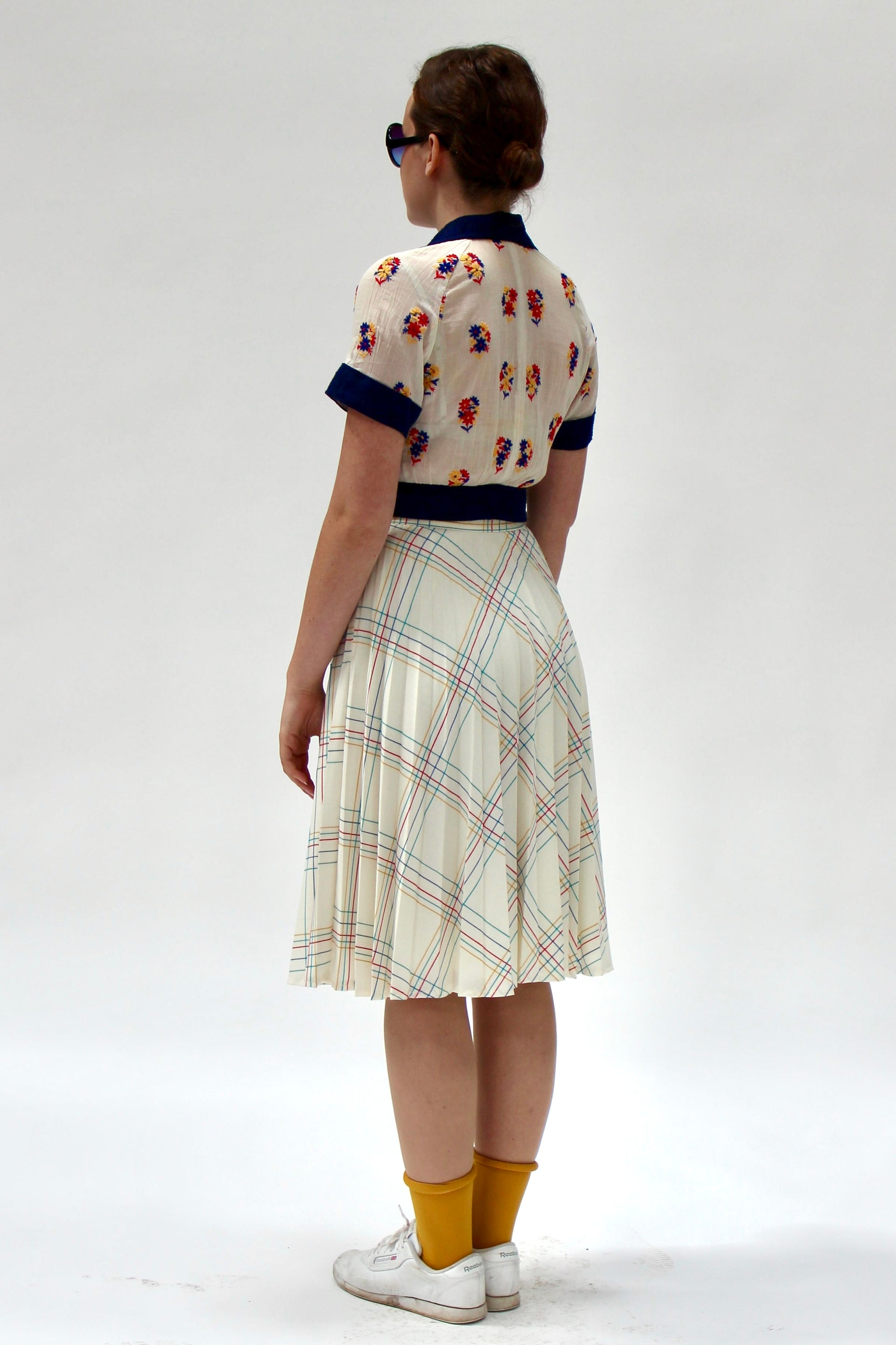 1970s High Waisted Pleated Skirt//Size S