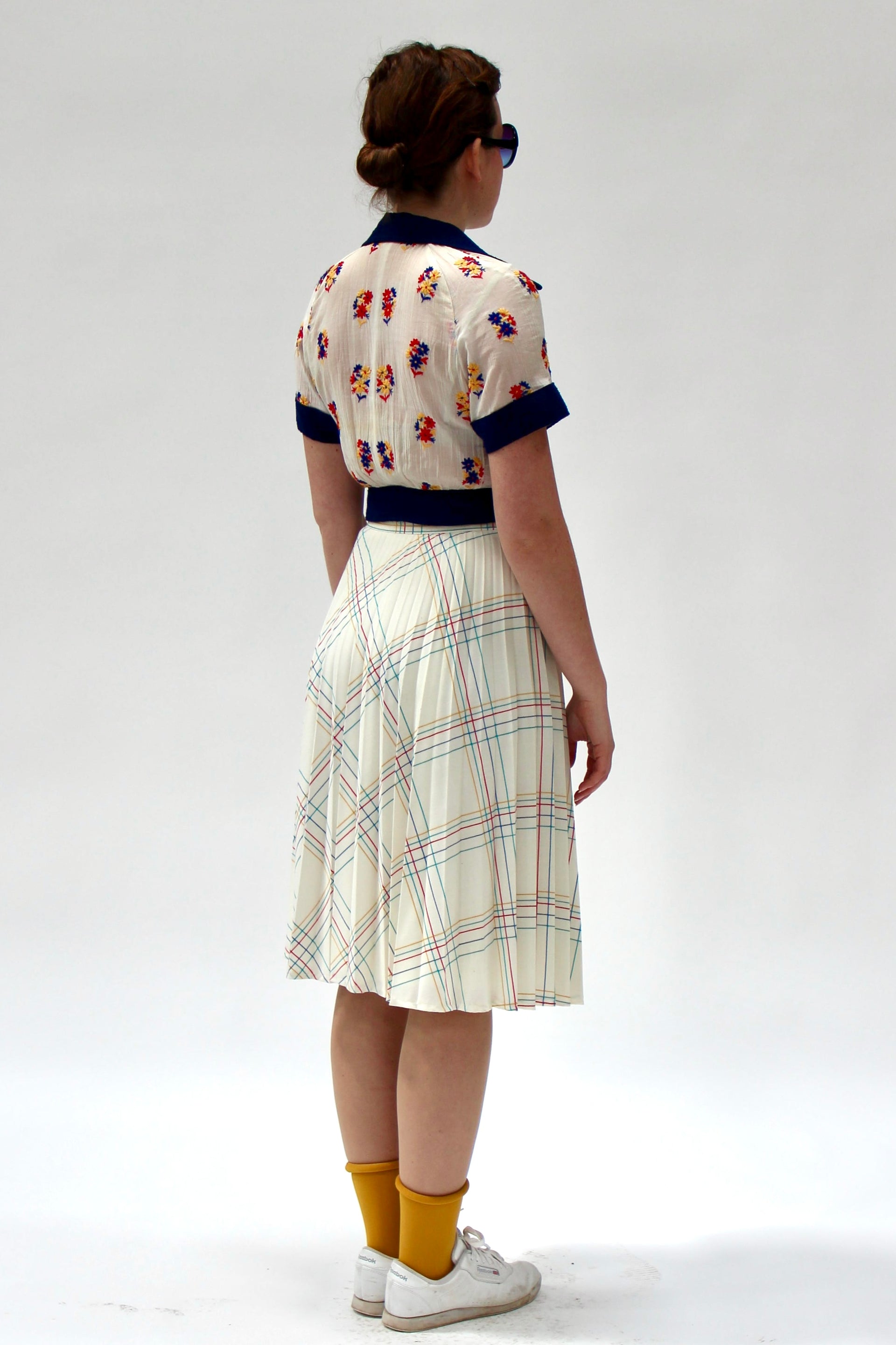 1970s High Waisted Pleated Skirt//Size S