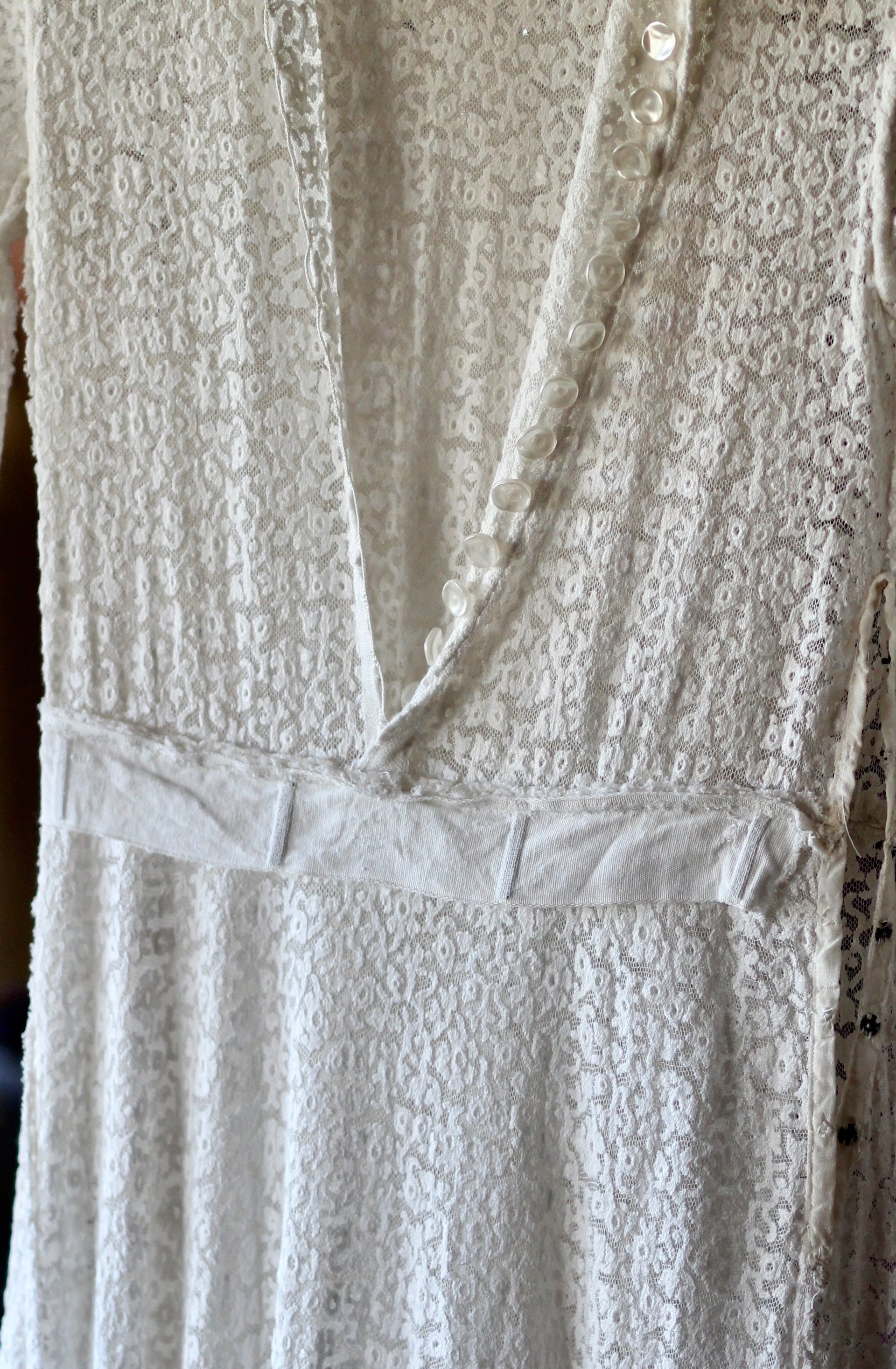 1920s 1930s Vintage Lace Wedding Dress // Size XS