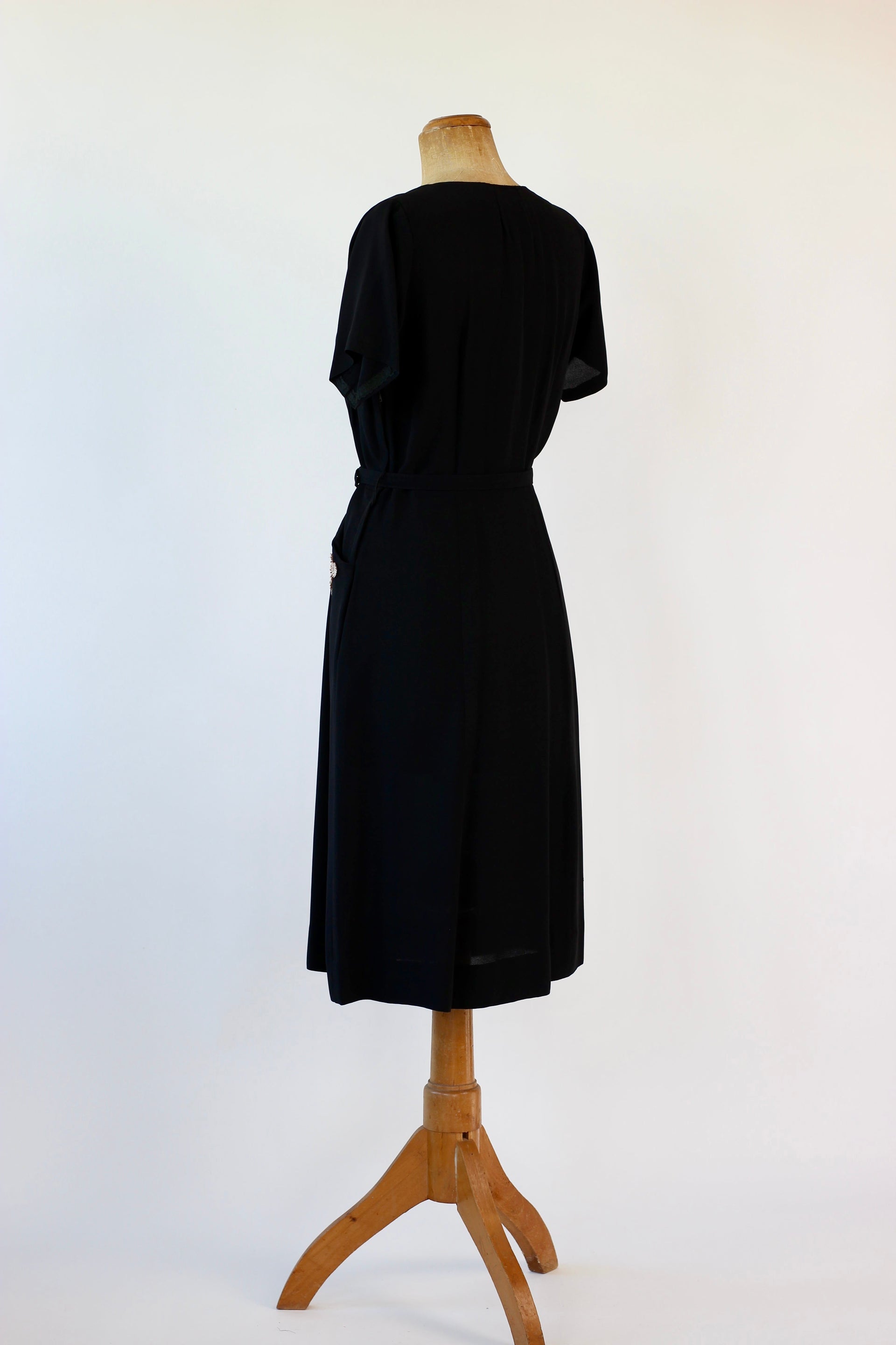 1930s Black Belted Dress // Size M