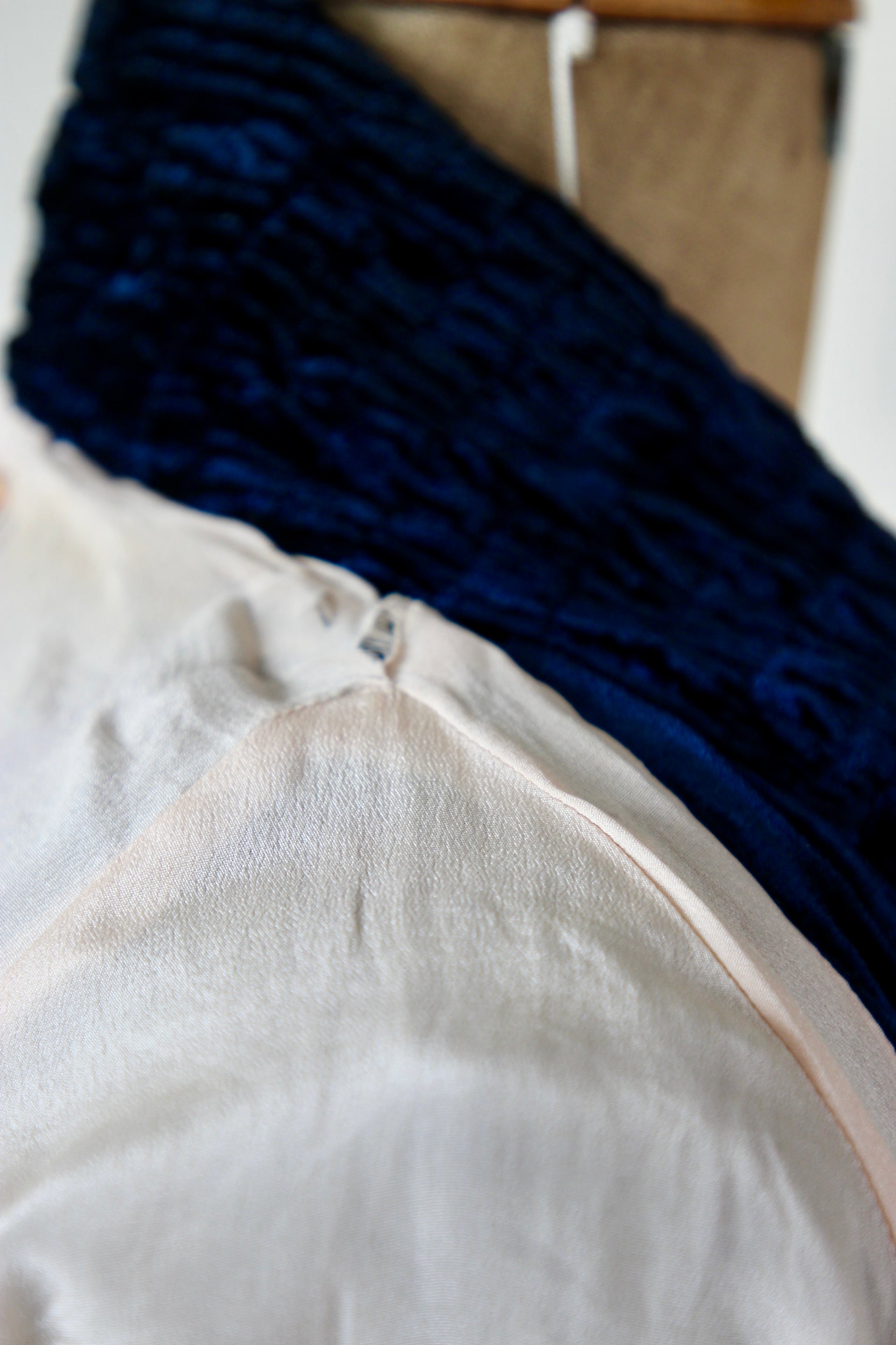 1920s 1930s Blue Silk Velvet Opera Coat//Size M