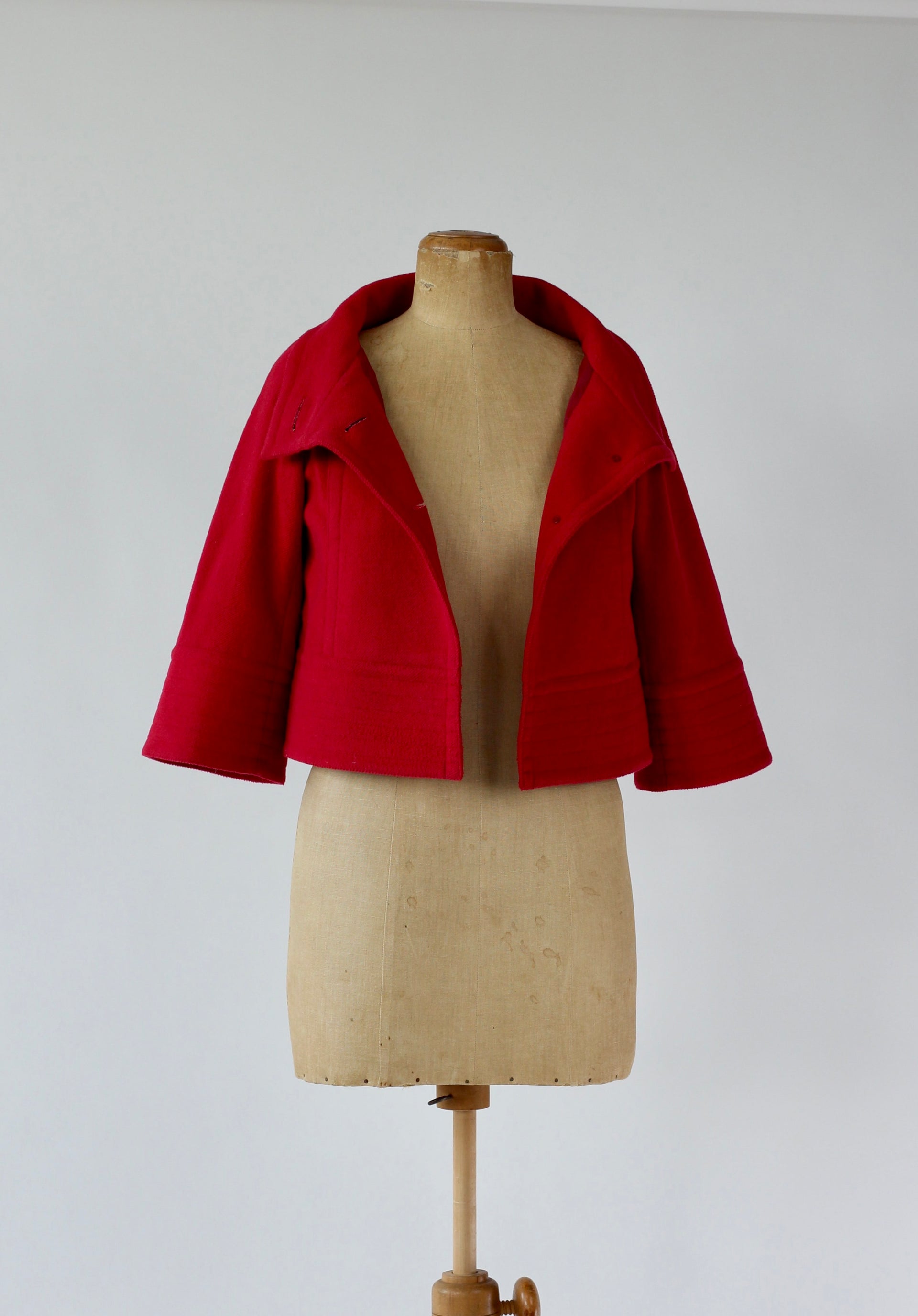 Vintage Cropped Red Jacket//Japanes Designe//Size S