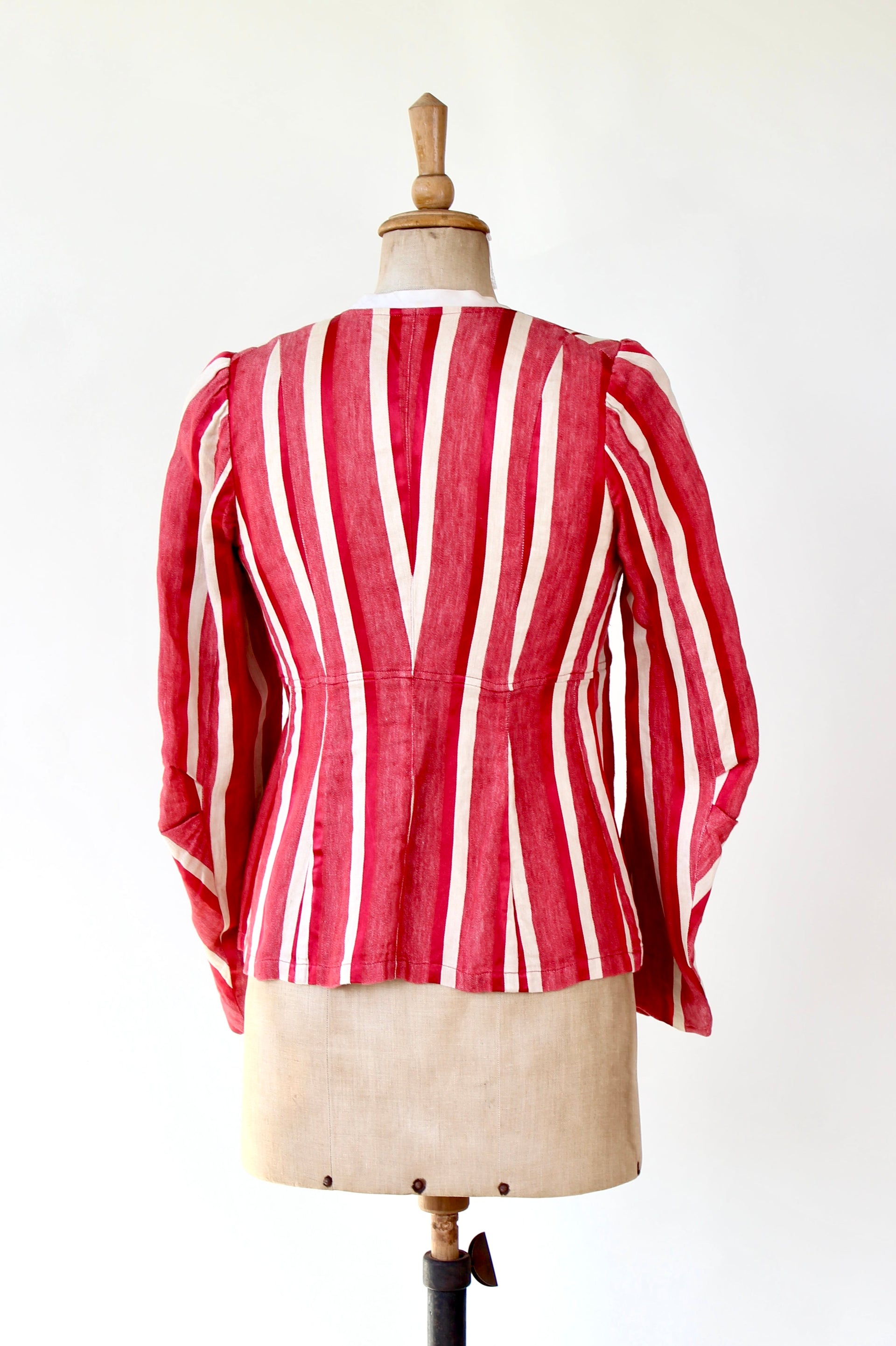 Vintage Designer Light Jacket // Size S/M