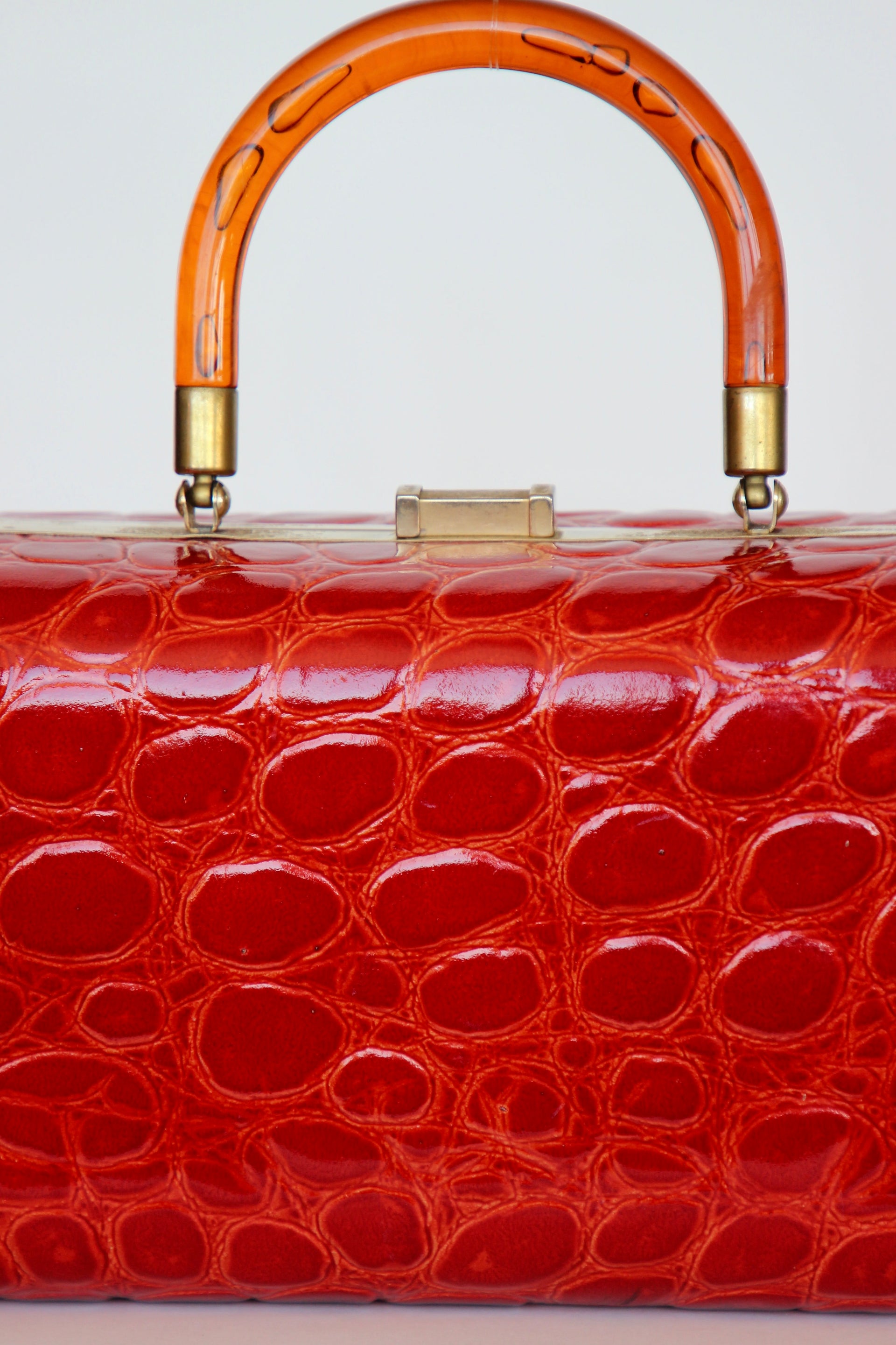 1950s 1960s Bright Red Leather Box Top Handle Bag/Purse
