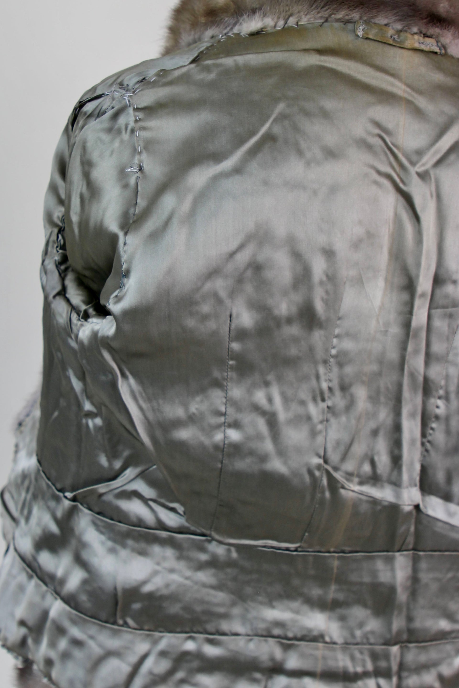 1950s Vintage Grey Lamb Fur and Mink Fur Short Jacket // Size M