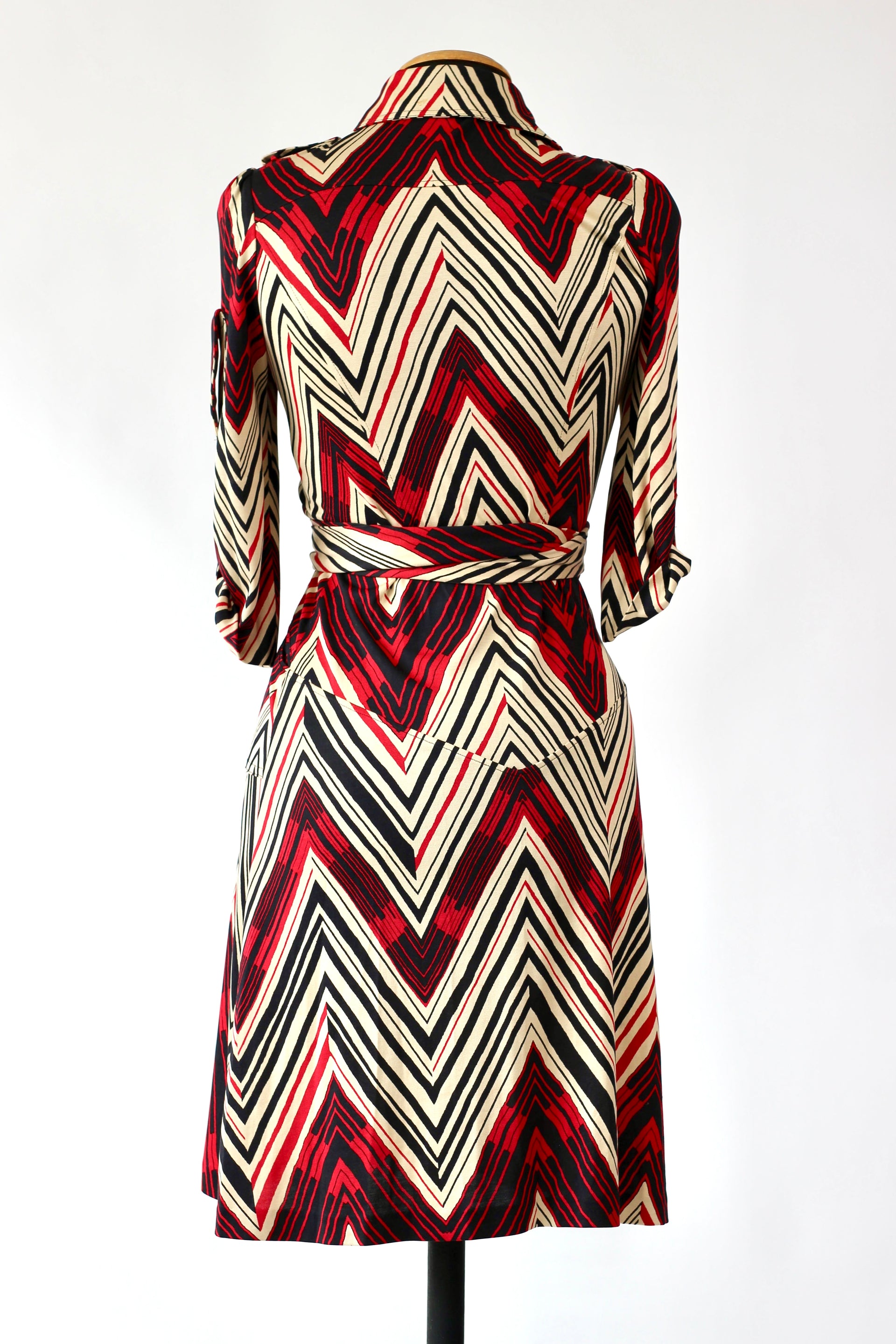 Diane von Furstenberg Vintage Silk Wrap Dress // Size M/L