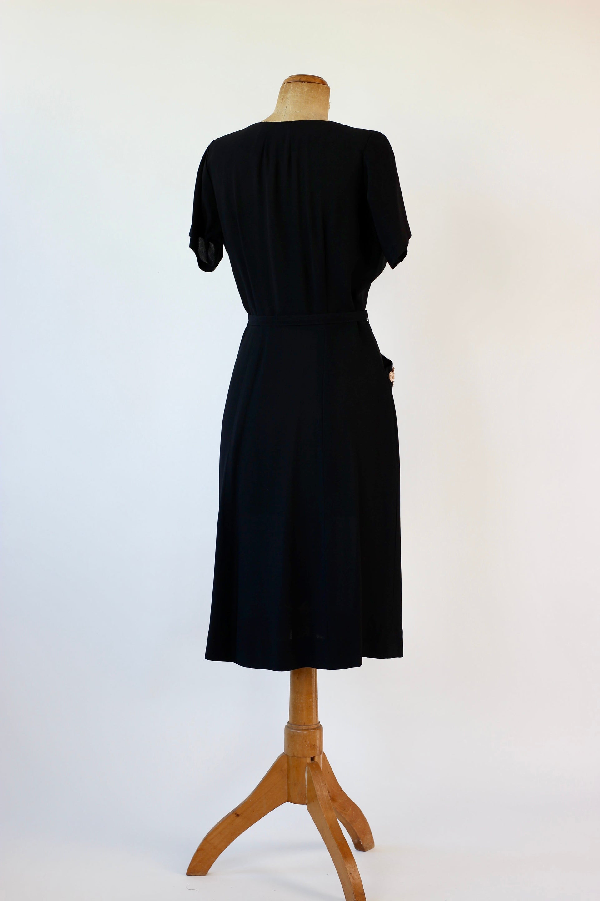 1930s Black Belted Dress // Size M