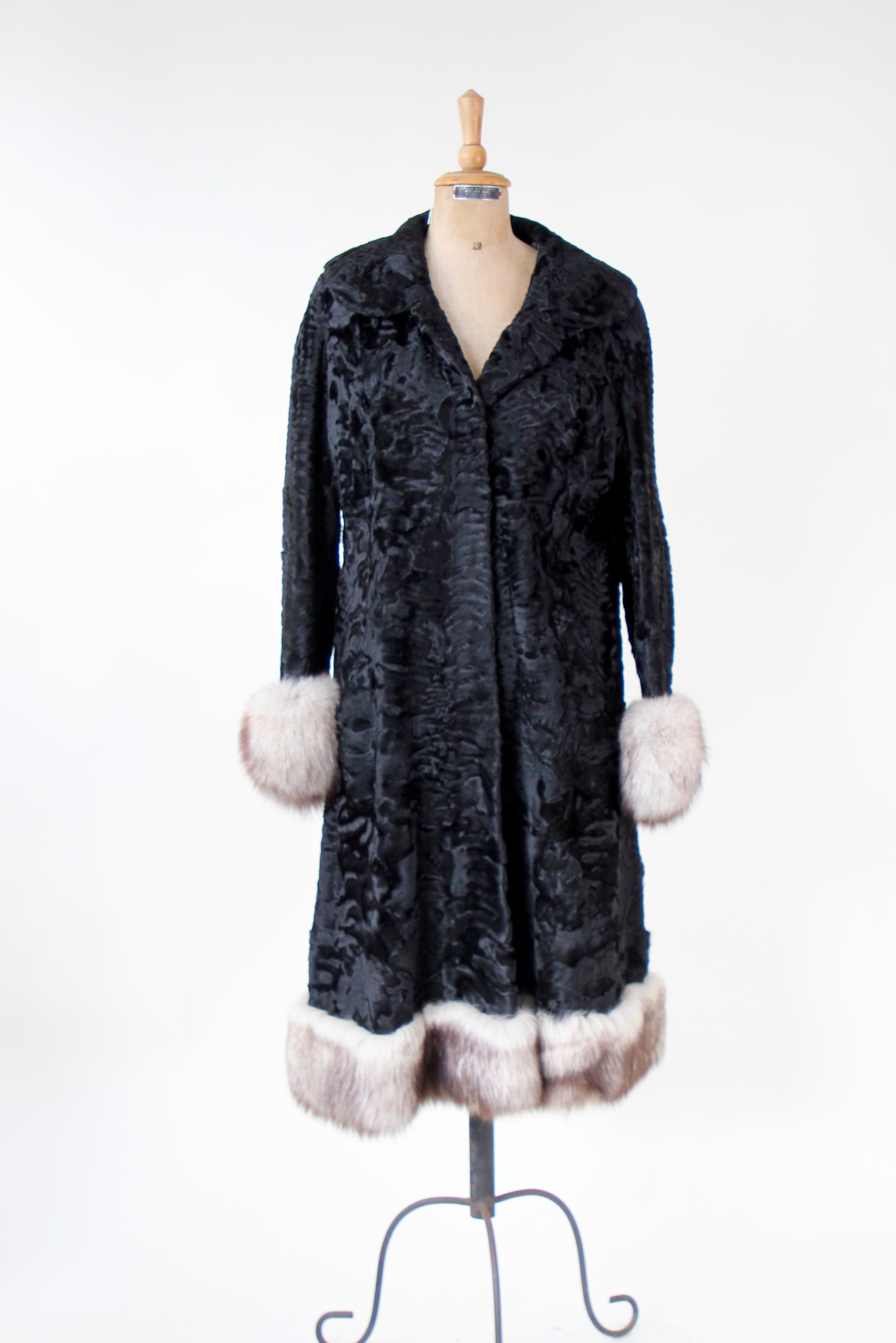 1950s Vintage Black Lamb Fur Coat // Size L/XL