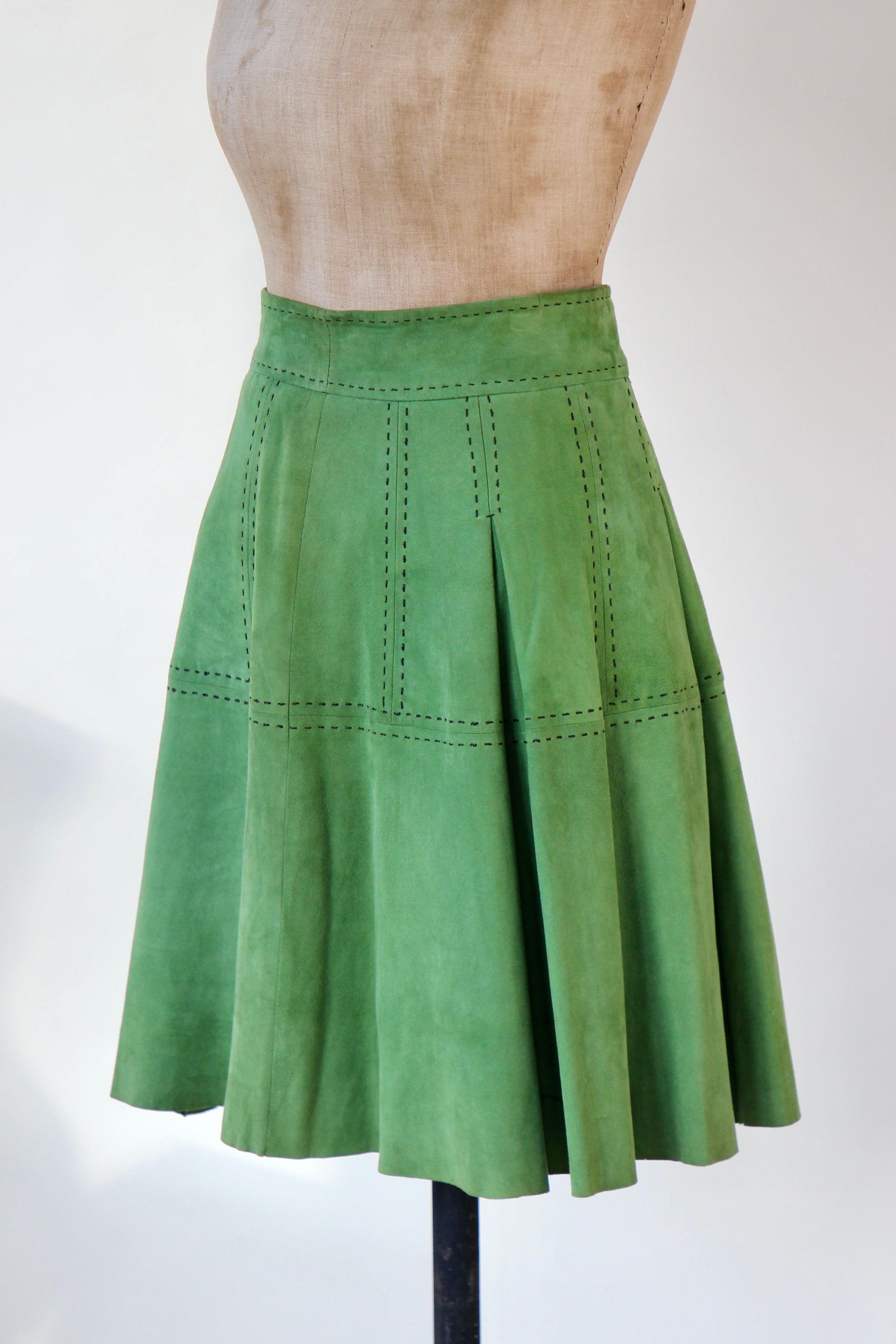 Vintage Green Suede Skirt with Black Stitches // Size XS/S