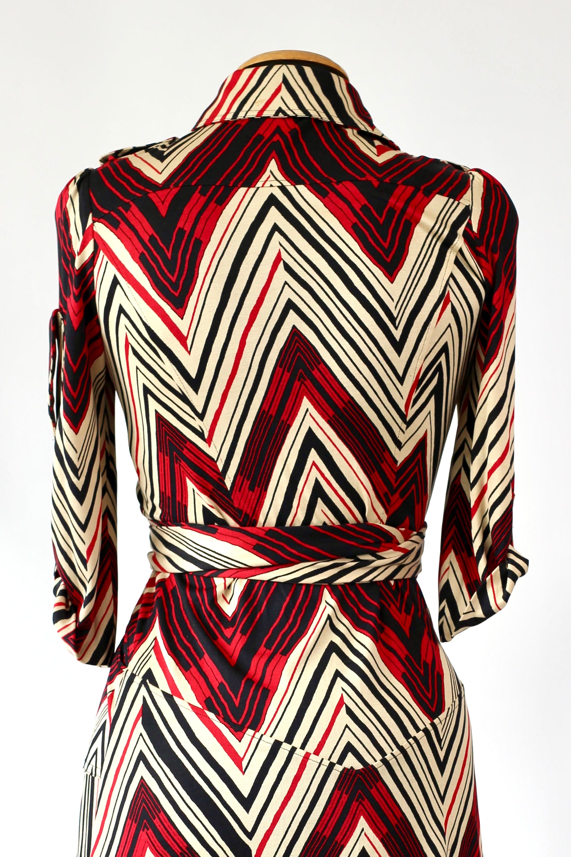 Diane von Furstenberg Vintage Silk Wrap Dress // Size M/L