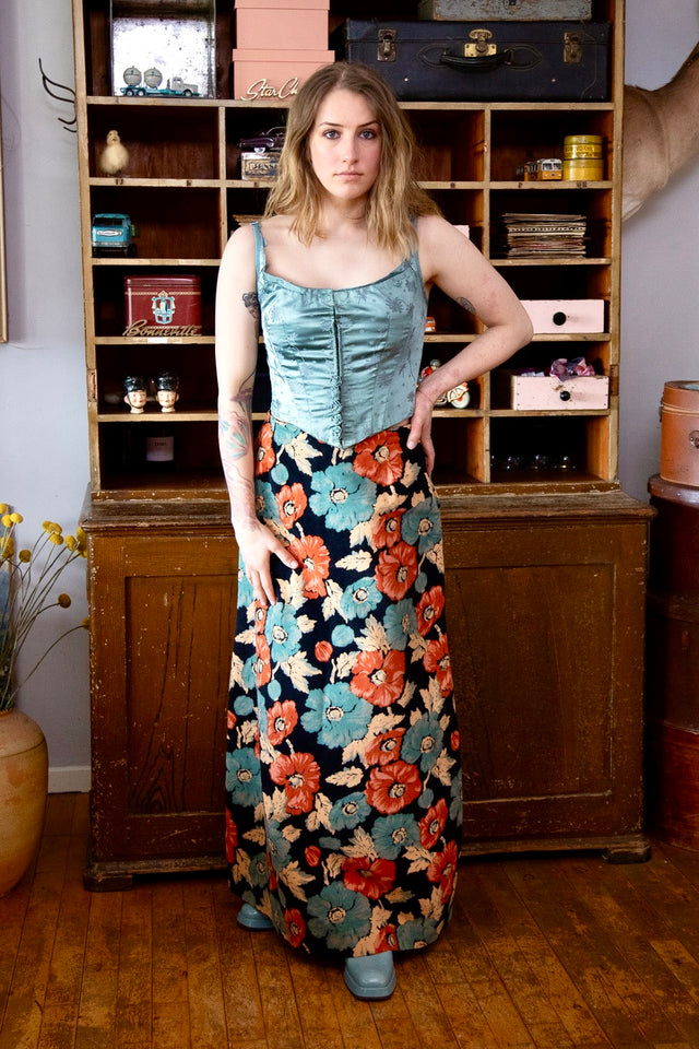 1970s High Waisted Velvet Maxi Skirt // Size S/M