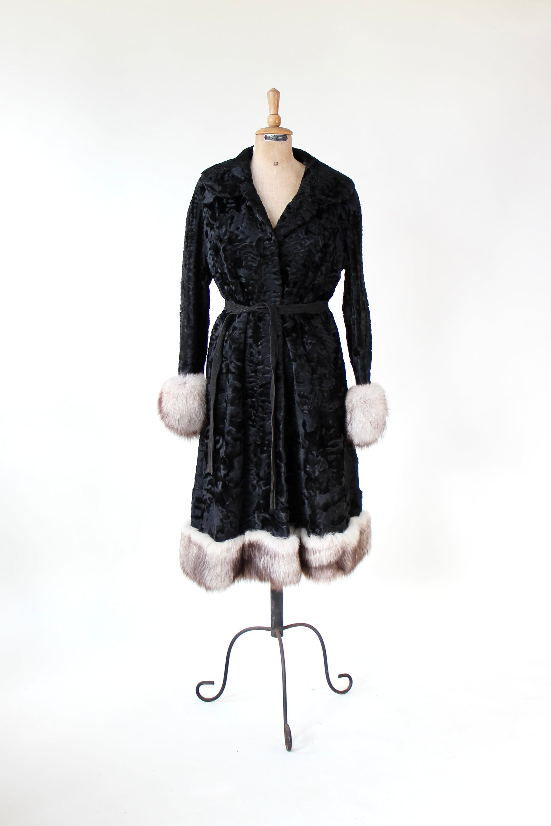 1950s Vintage Black Lamb Fur Coat // Size L/XL