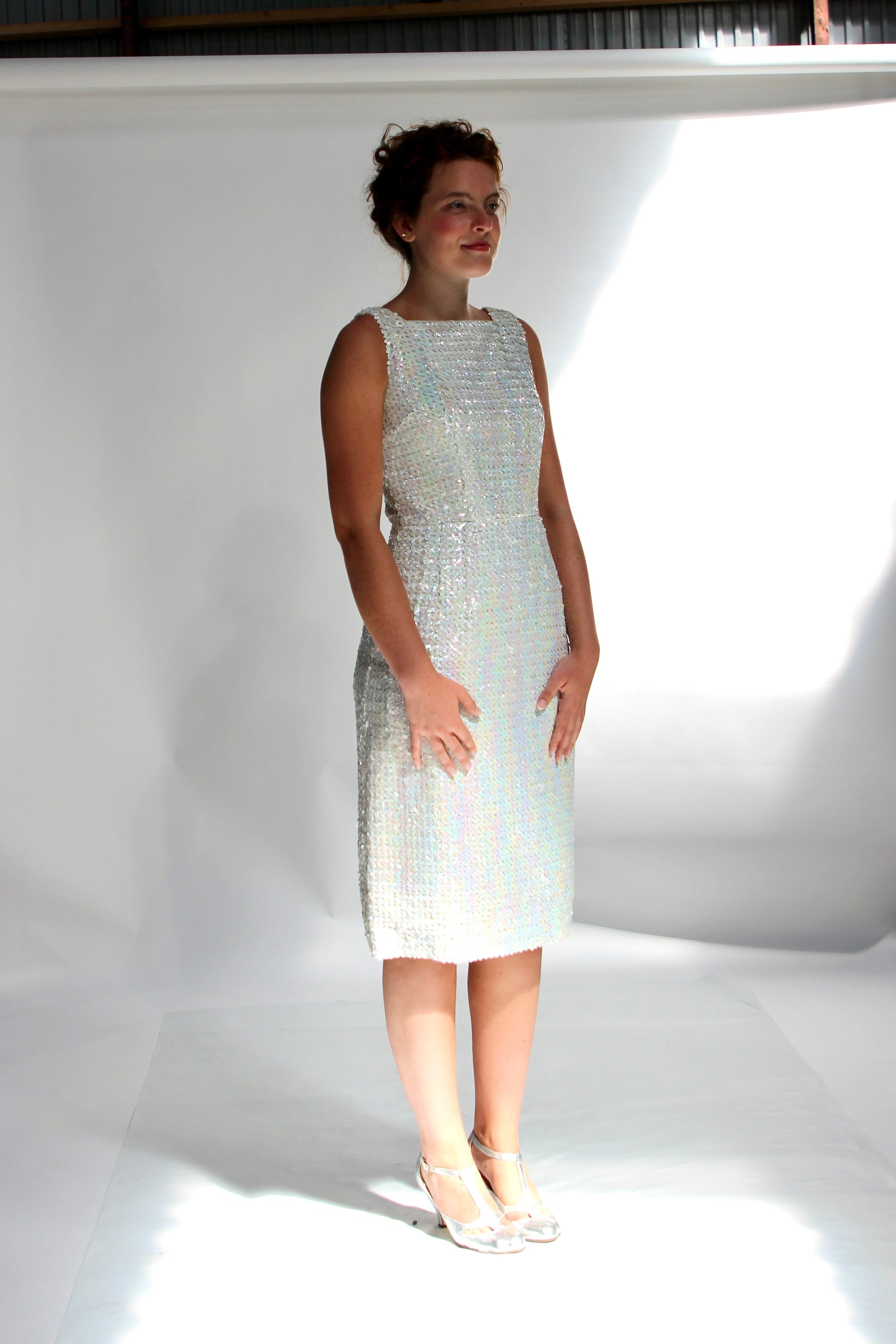 1960s White Vintage Sequin Dress//Size S/M