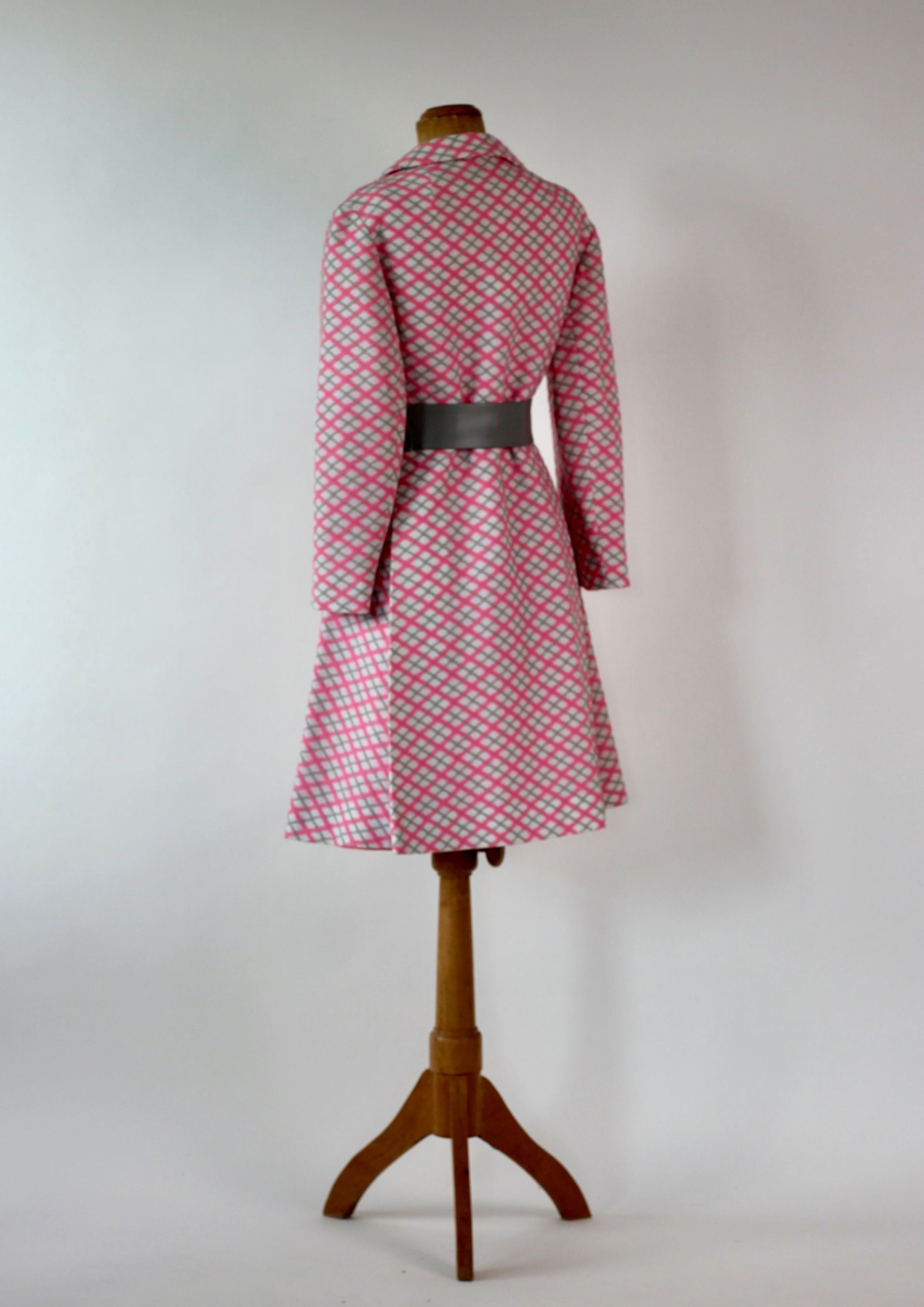 1960s Designer Mod Coat in Harlequin Pattern // Size L