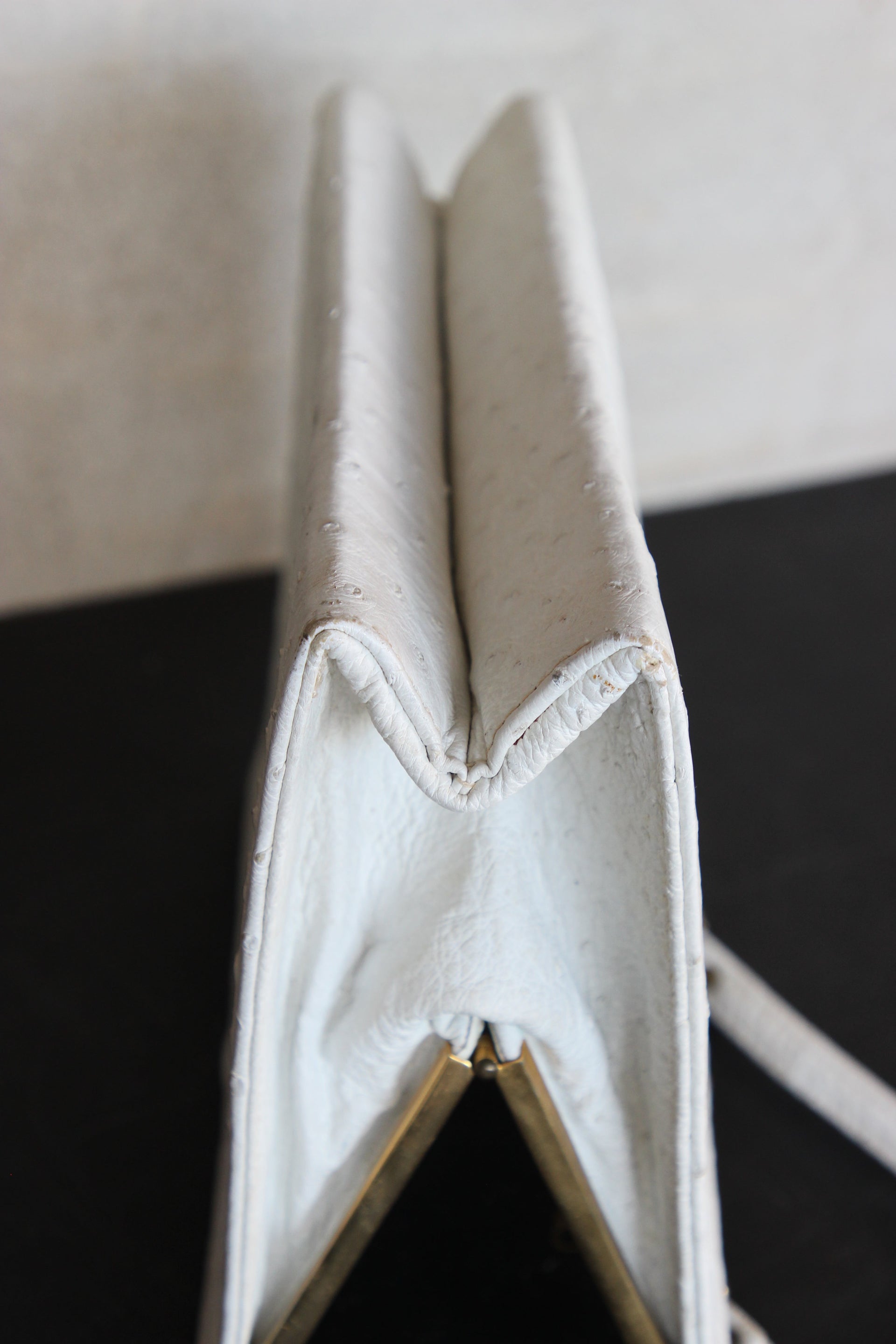1960s Vintage White Ostrich Leather Top Handle Bag/Purse