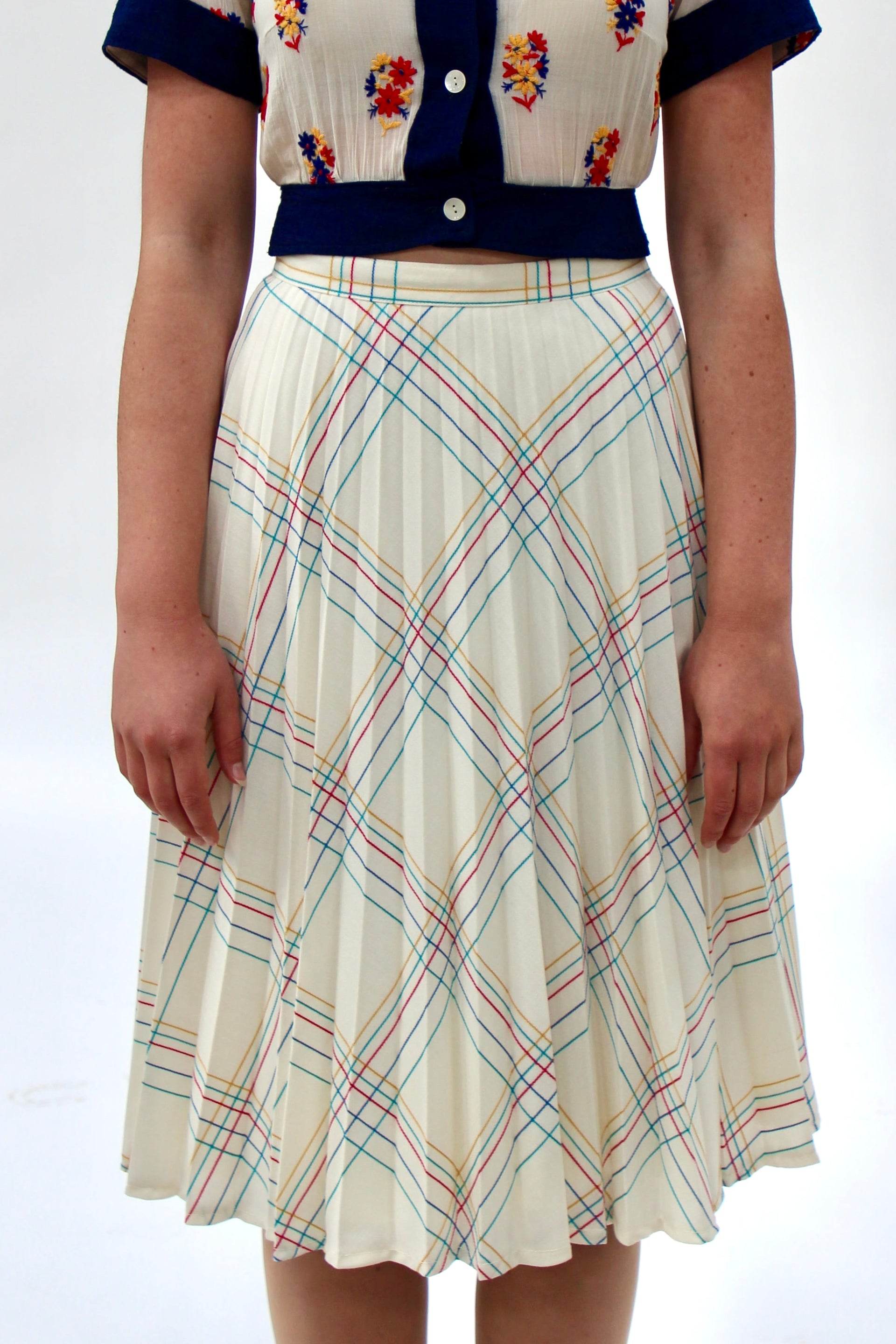 1970s High Waisted Pleated Skirt//Size S