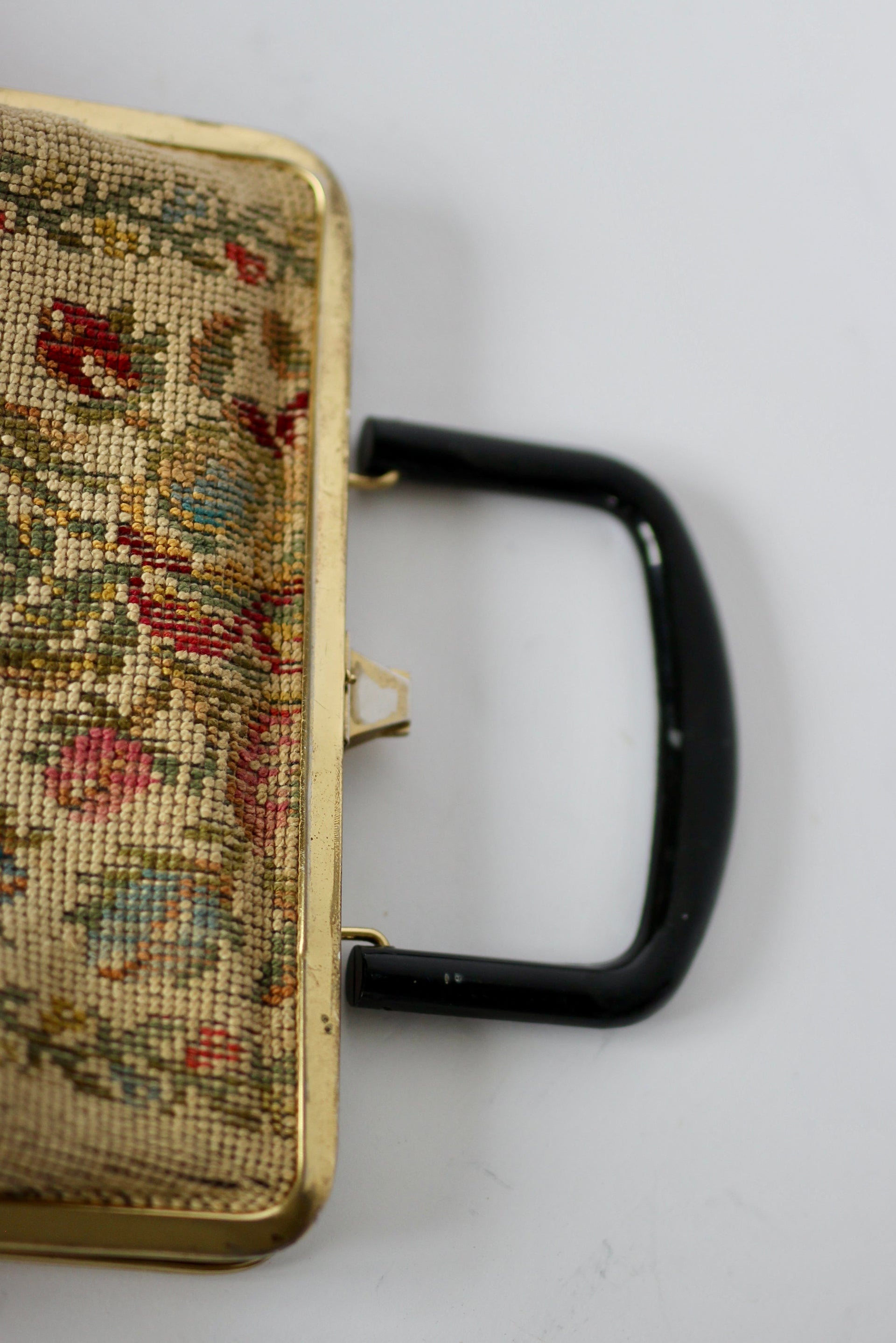 1930s 1940s Vintage Needlepoint  Embroidered Handbag