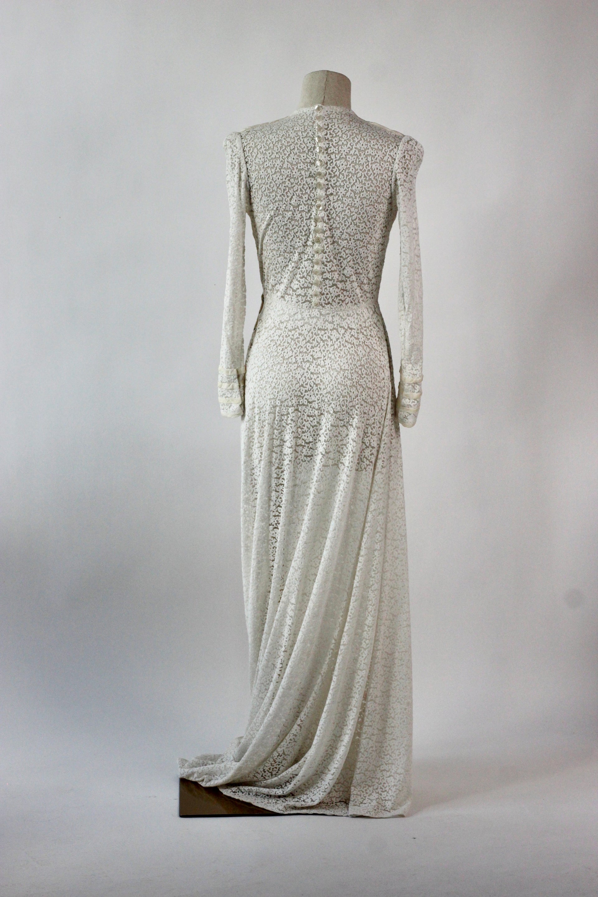 1920s 1930s Vintage Lace Wedding Dress // Size XS