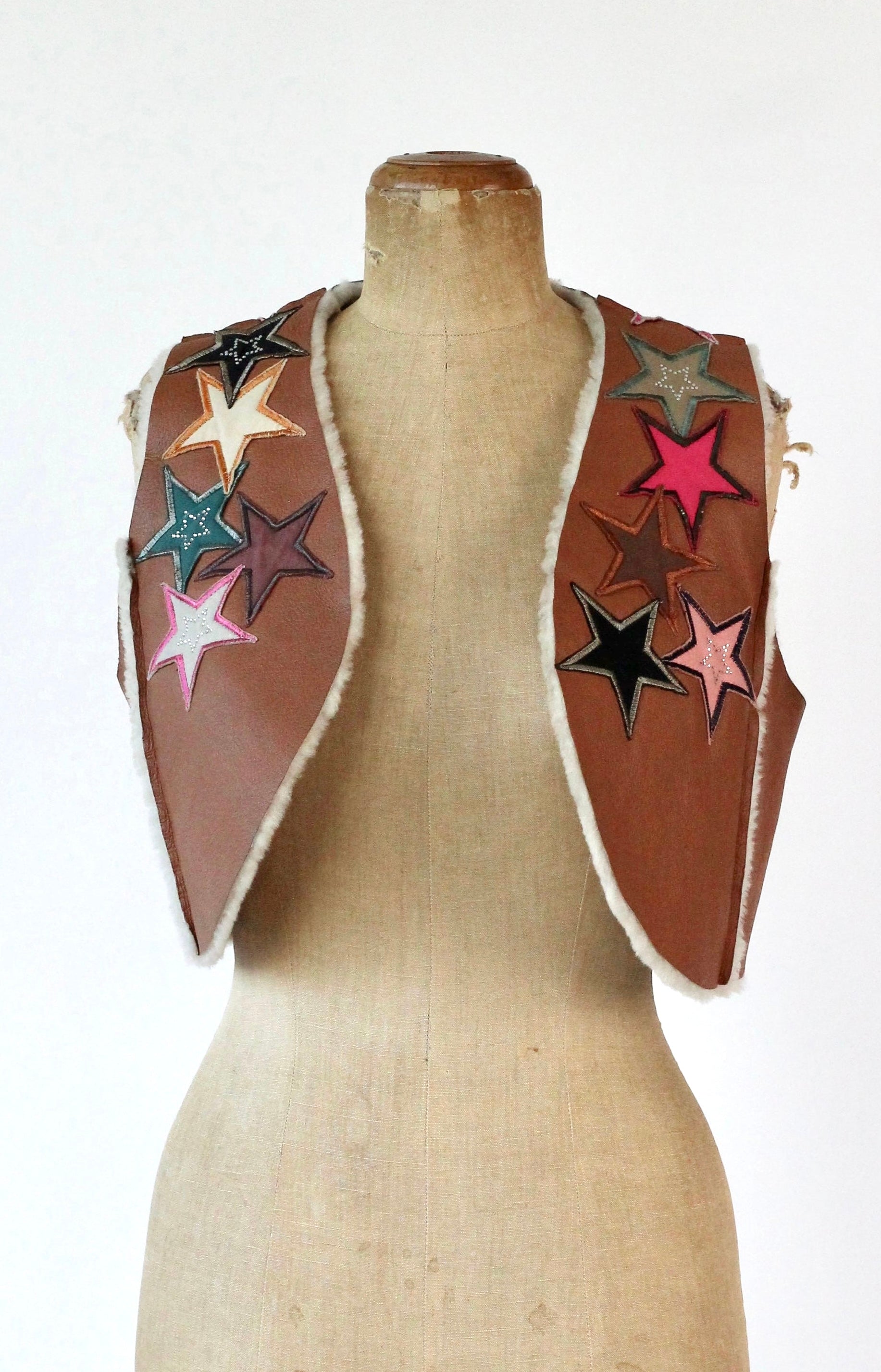 Y2K Vintage Brown Leather Vest with Star Applique //Size M
