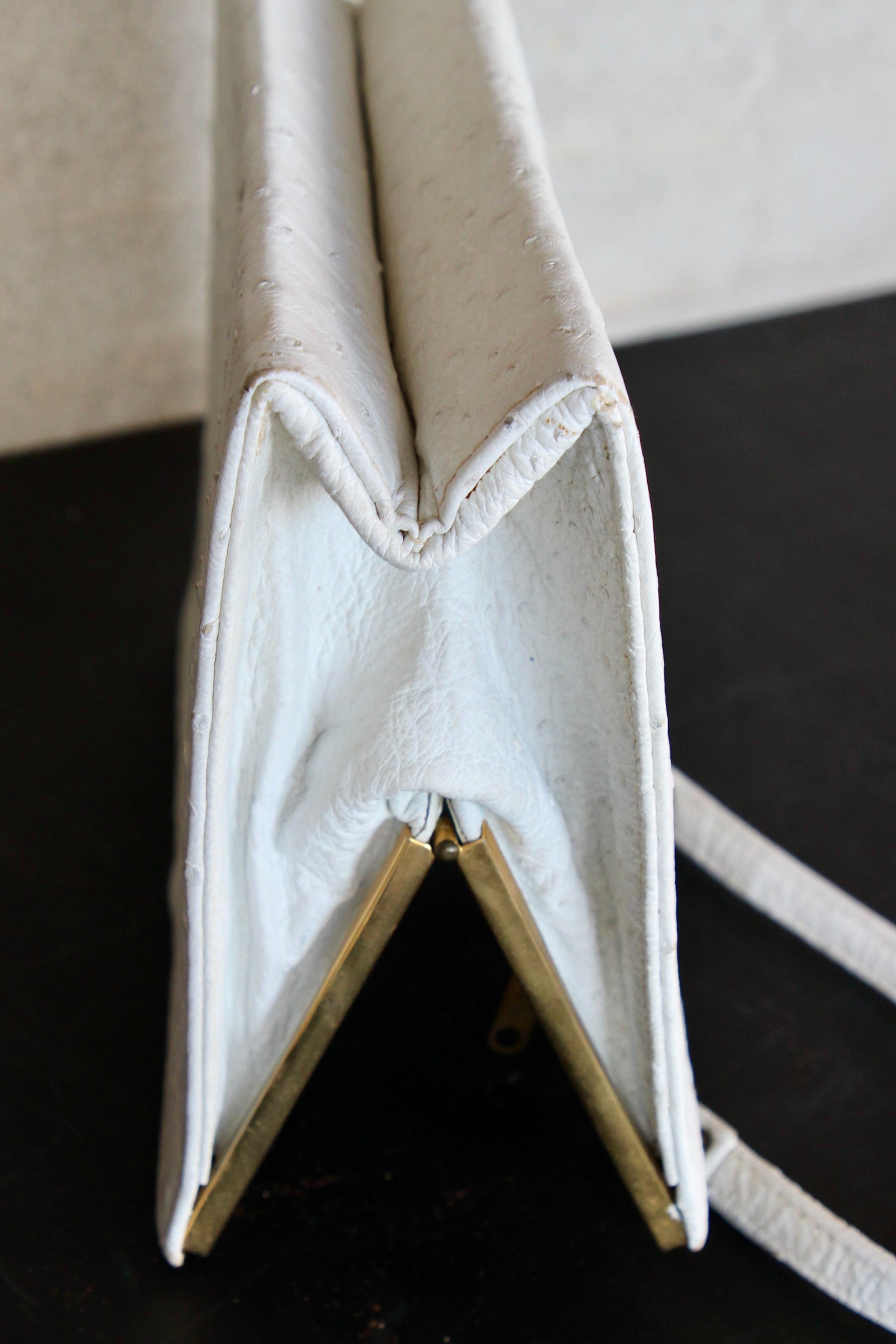 1960s Vintage White Ostrich Leather Top Handle Bag/Purse