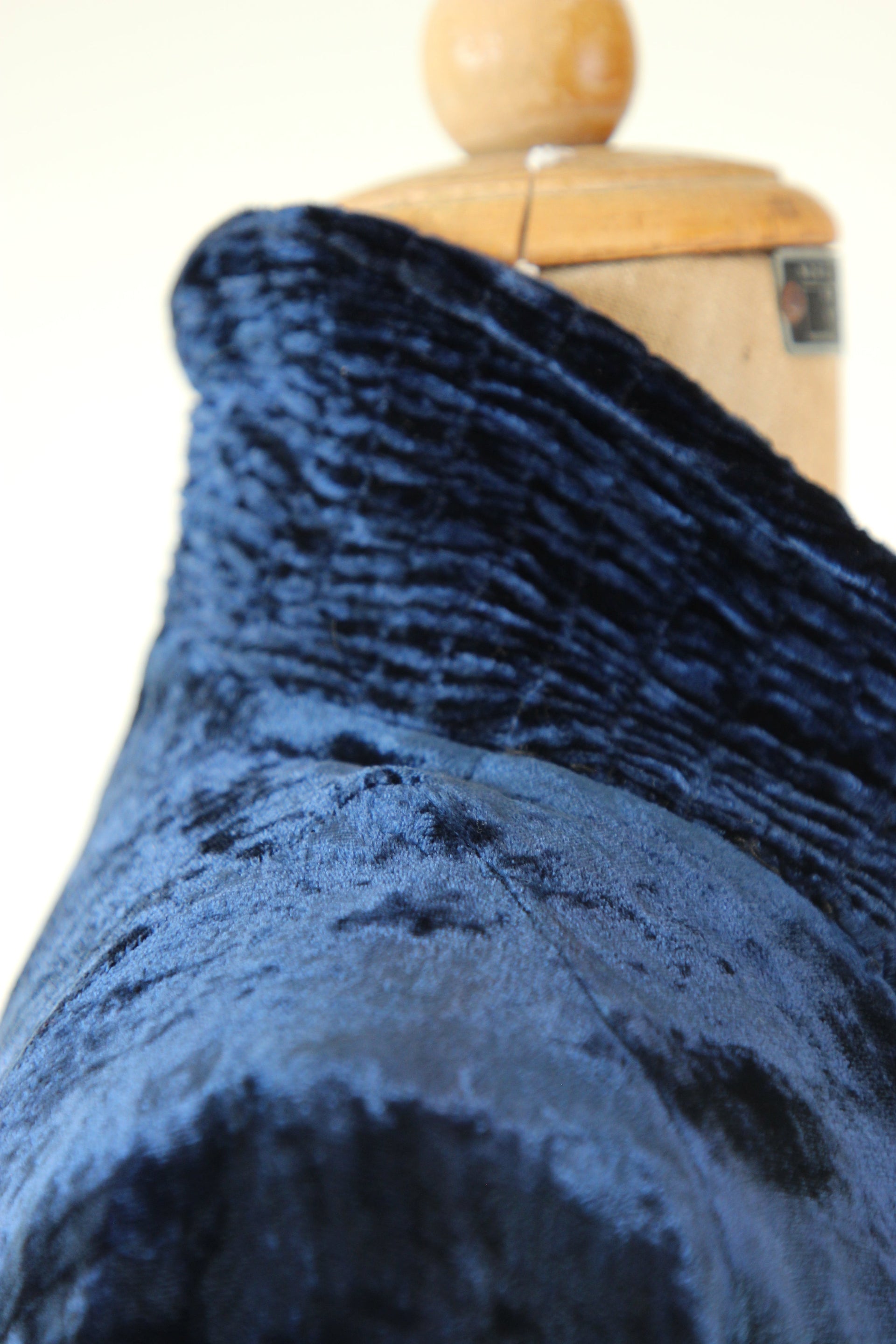 1920s 1930s Blue Silk Velvet Opera Coat//Size M