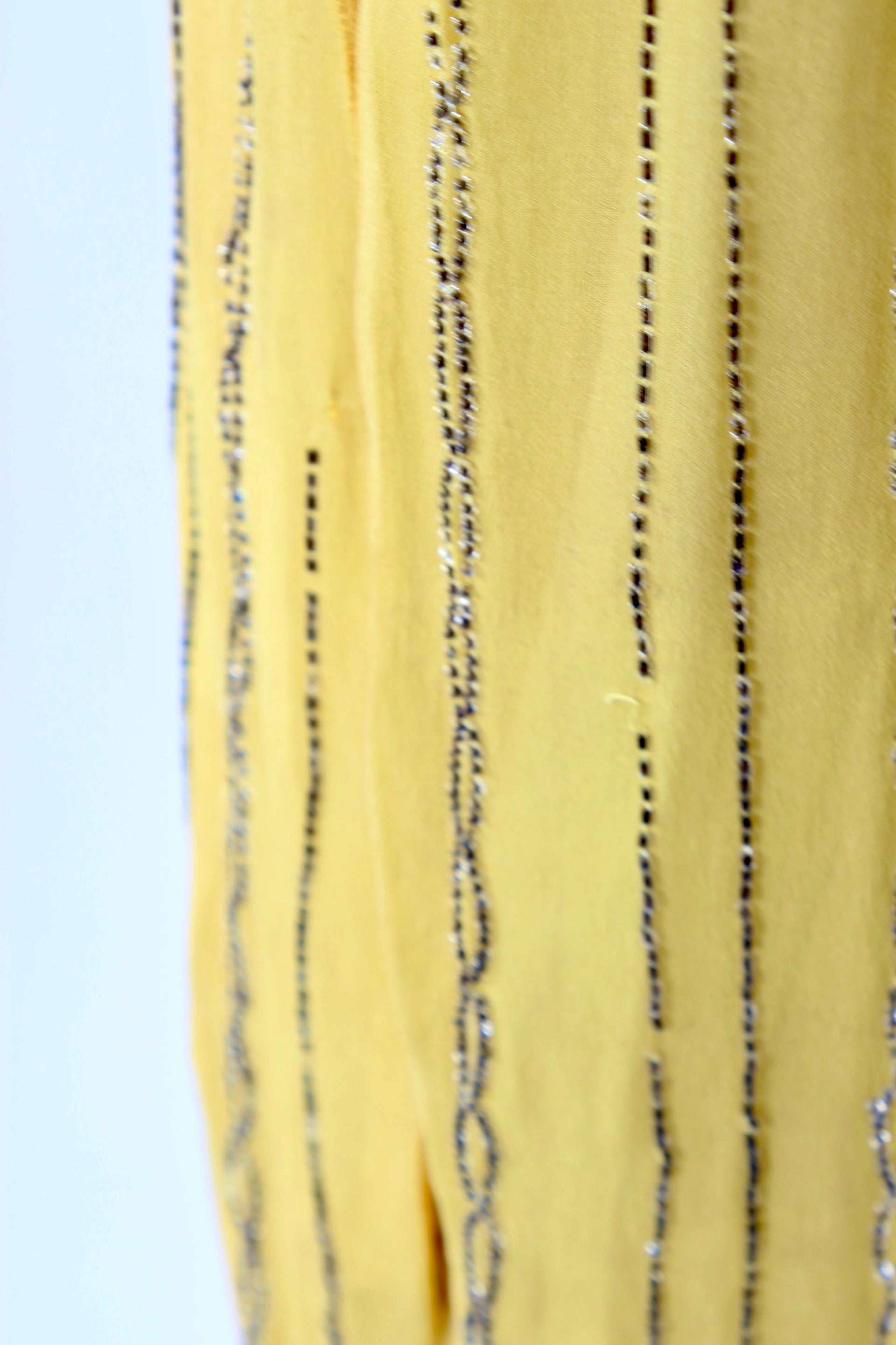 1920s Vintage Yellow Silk flapper Dress // Size S/M