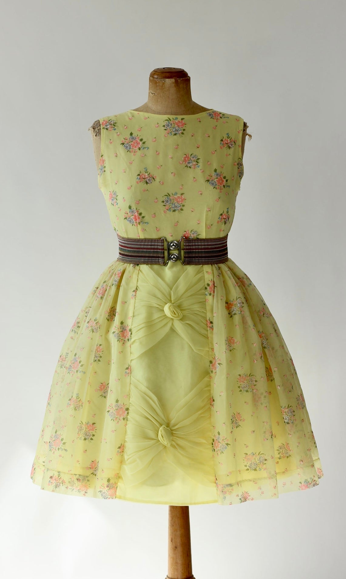1950s Yellow Sheer Dress with Flower Print//Size M