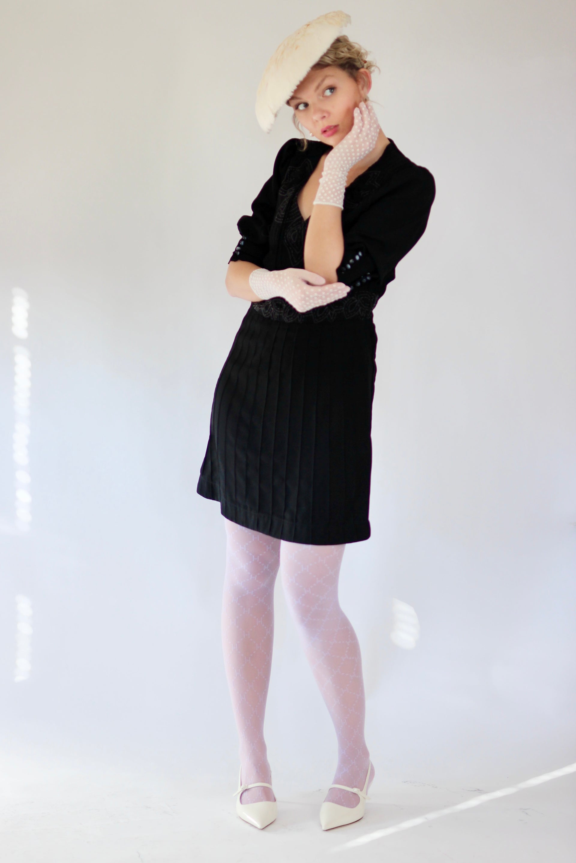 Vintage Black Mini Dress with Grey Embroidery//Size M