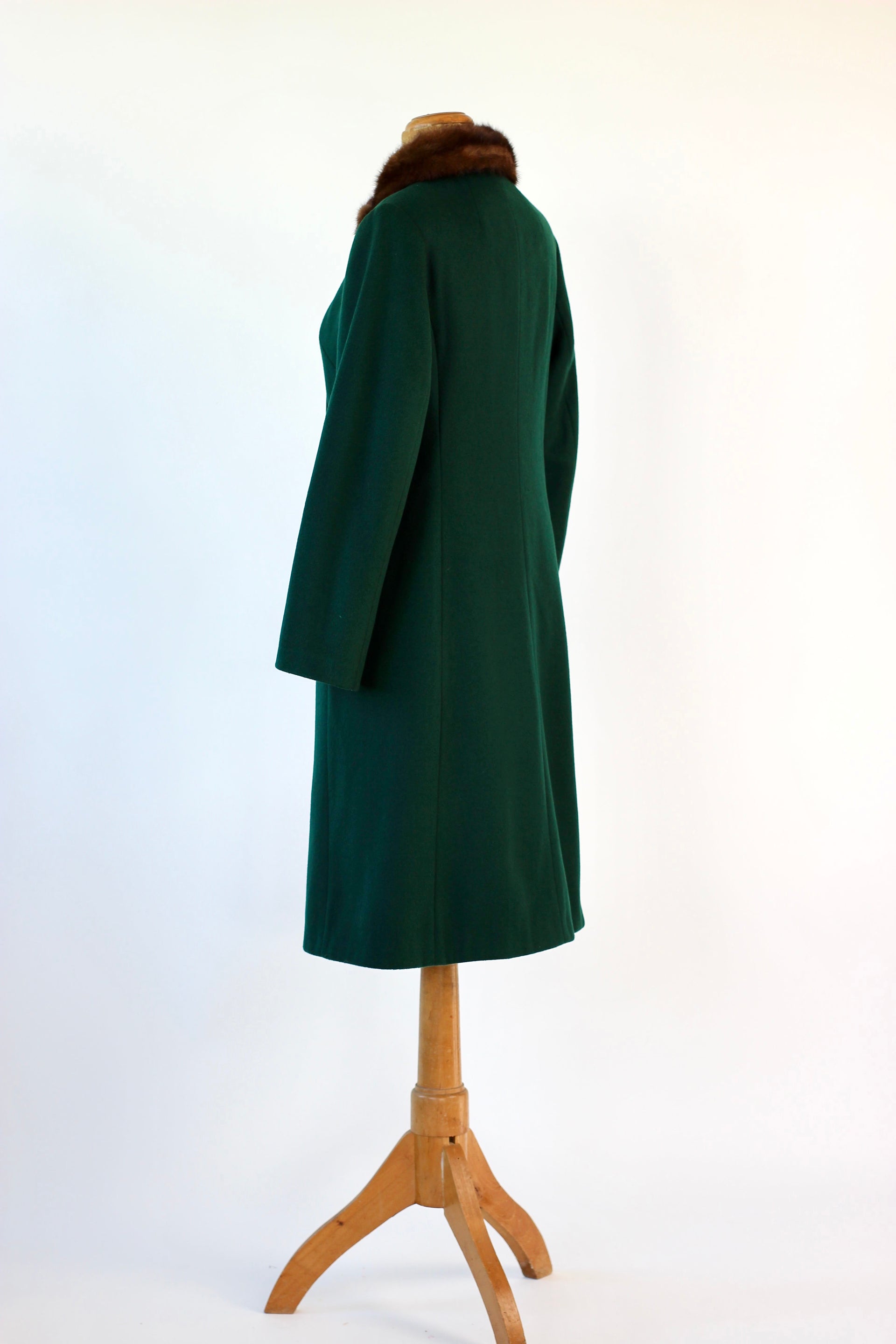 1960s Vintage Green Emerald Wool Coat with Brown Collar // Size M