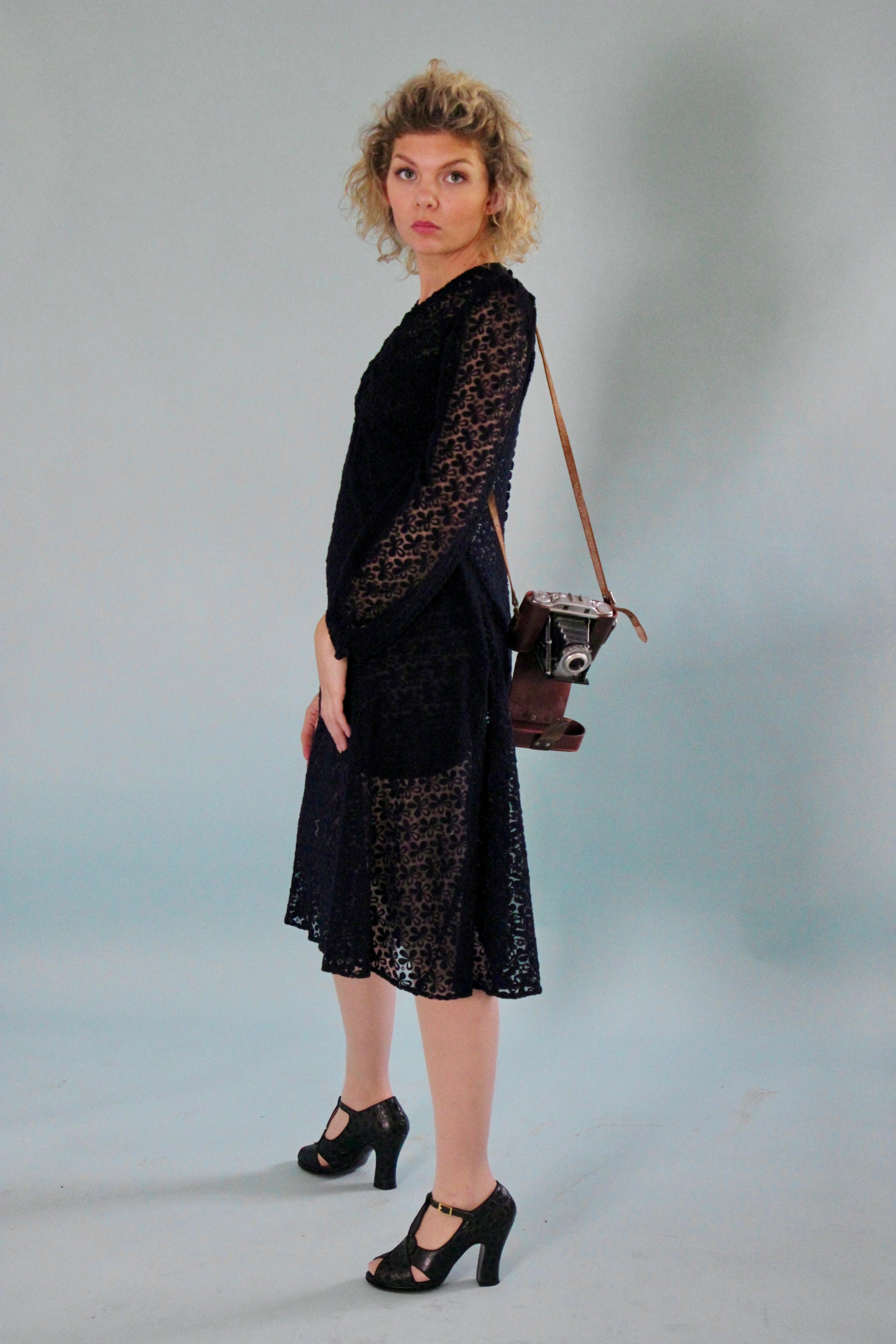 1940s Vintage Navy Blue Lace Dress // Size S/M