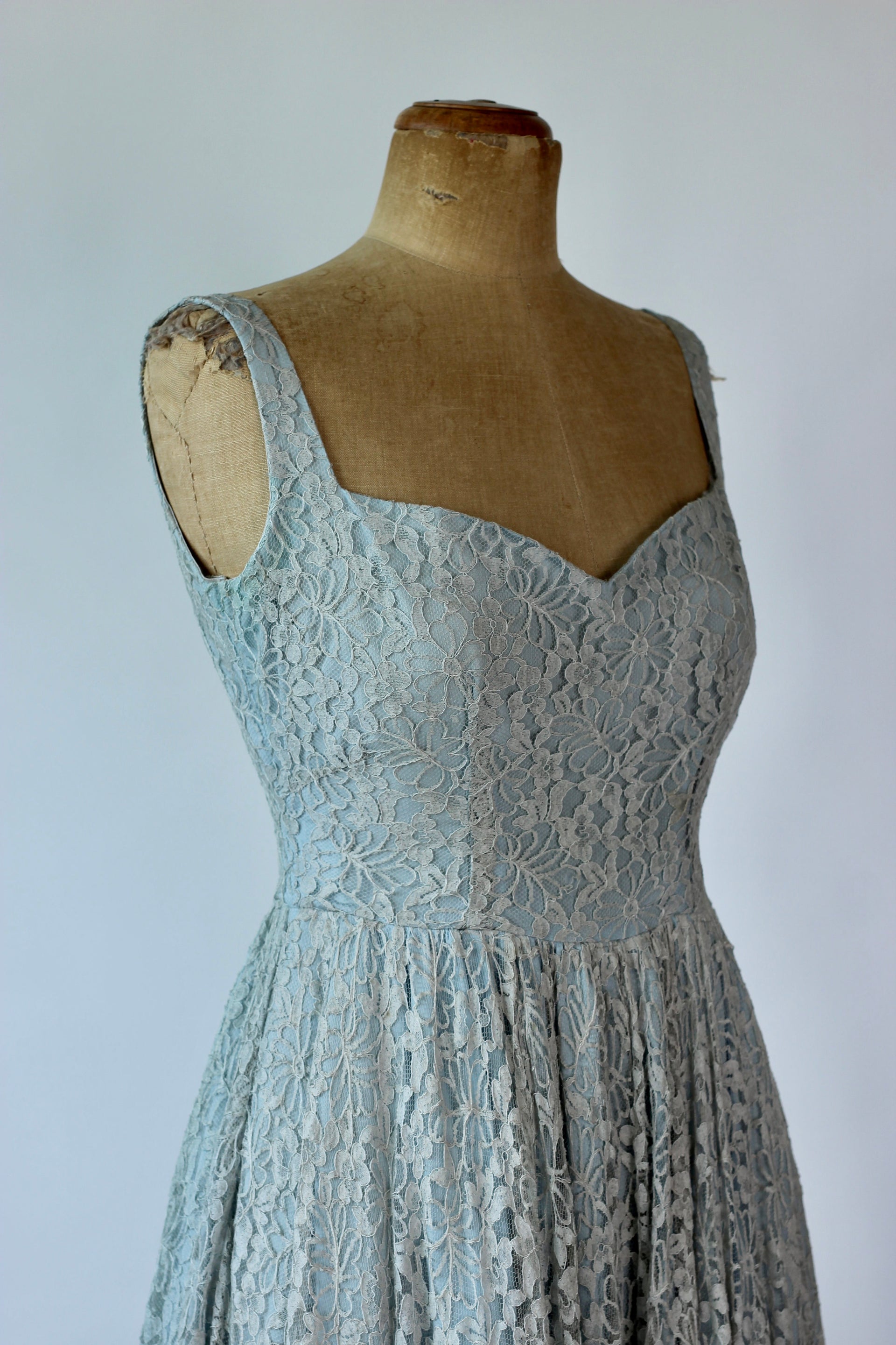 1950s Pale Blue Cocktail Lace Dress//Size S/M