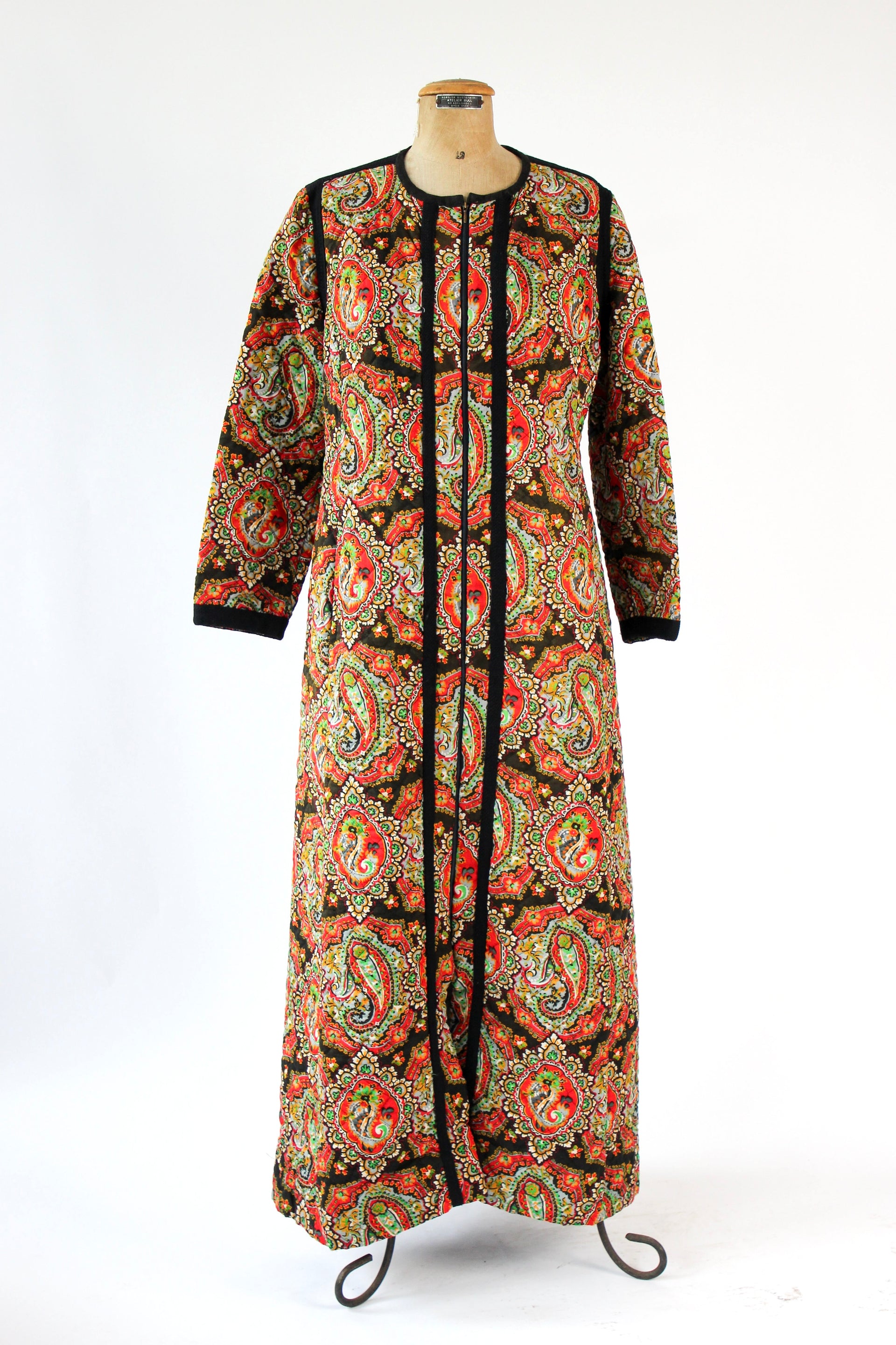 1960s 1970s Vintage Quilted Maxi Dress / Coat//Size M