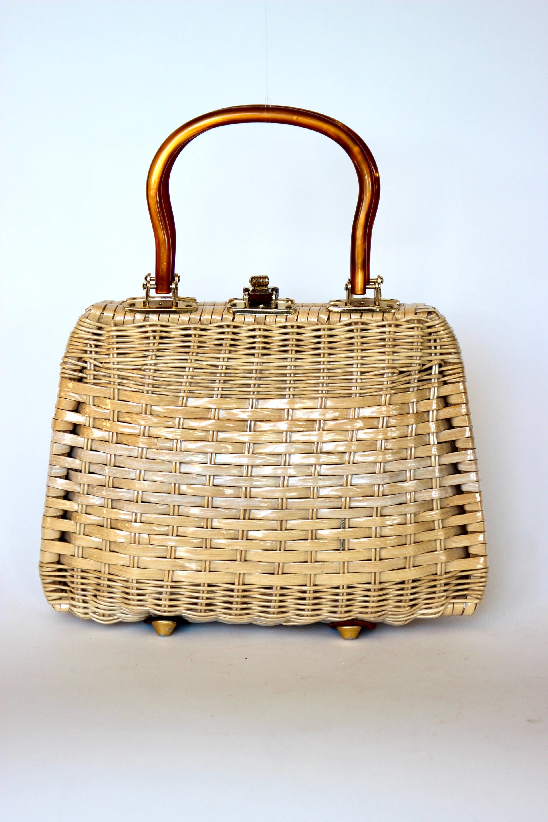 1950s 1960s Straw Top Handle Bag/Purse with Lucite Handle