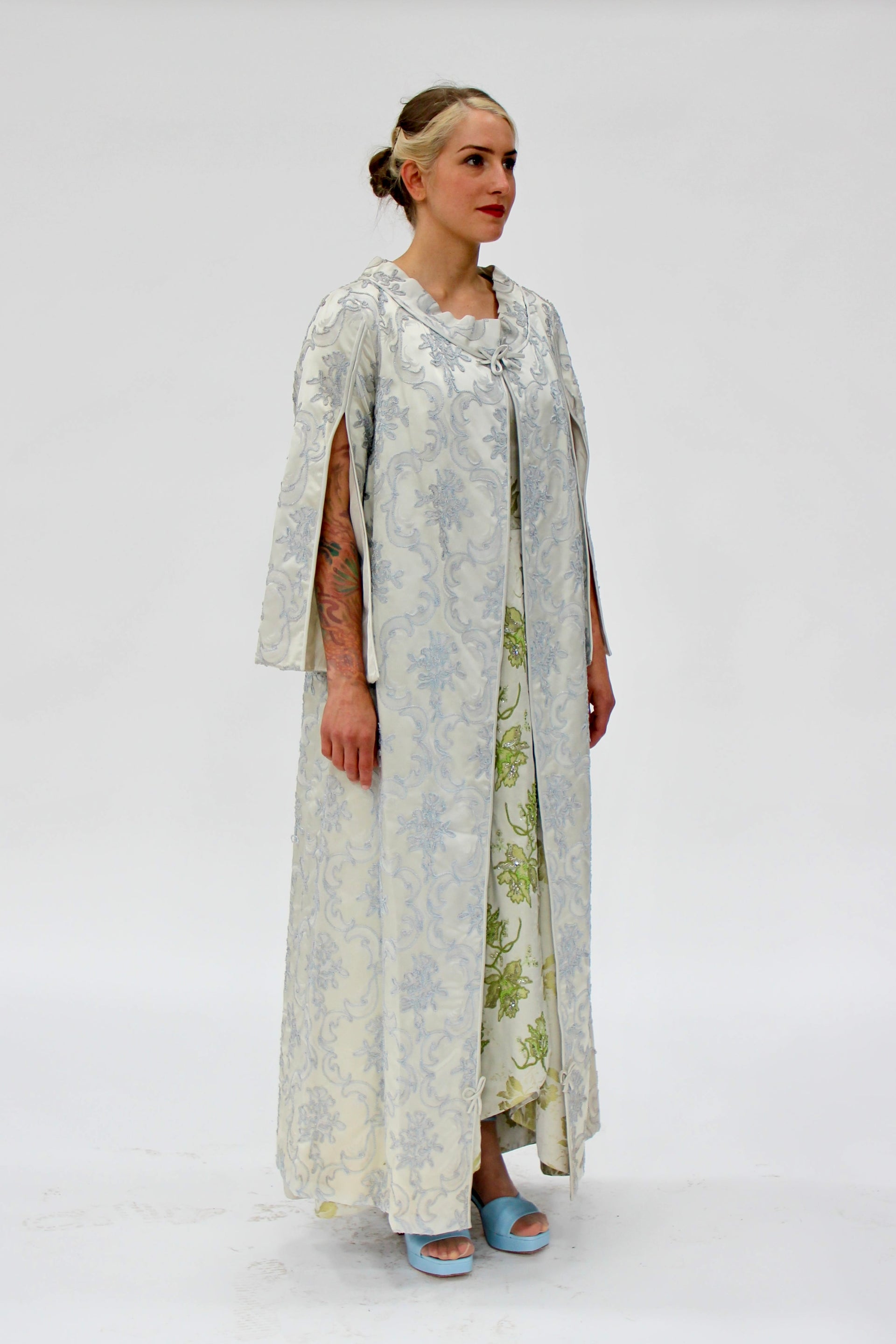 1960s Vintage Brocade Kimono // Size M/L