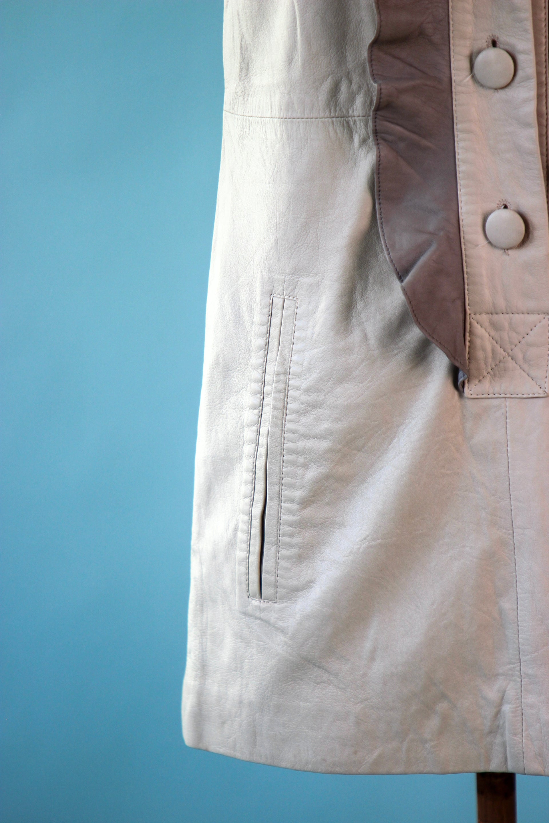 Vintage Baum und Pferdgarten Ivory Shift Leather Dress // Size EU 38